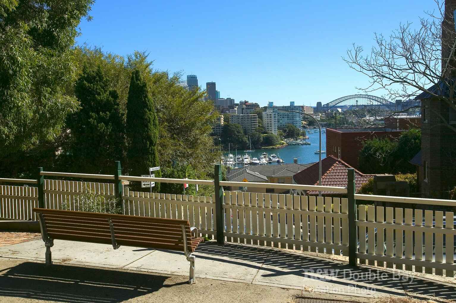 15/2-12 Eastbourne Road Darling Point