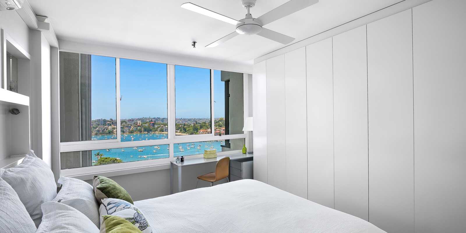 15/2-12 Eastbourne Road Darling Point