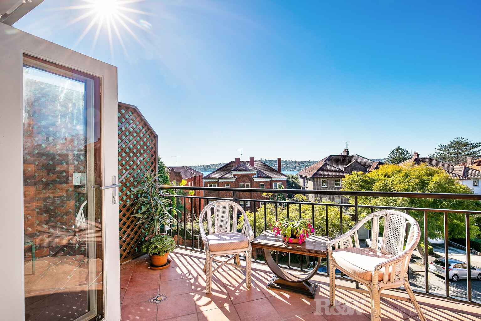 3/1 Aston Gardens Bellevue Hill