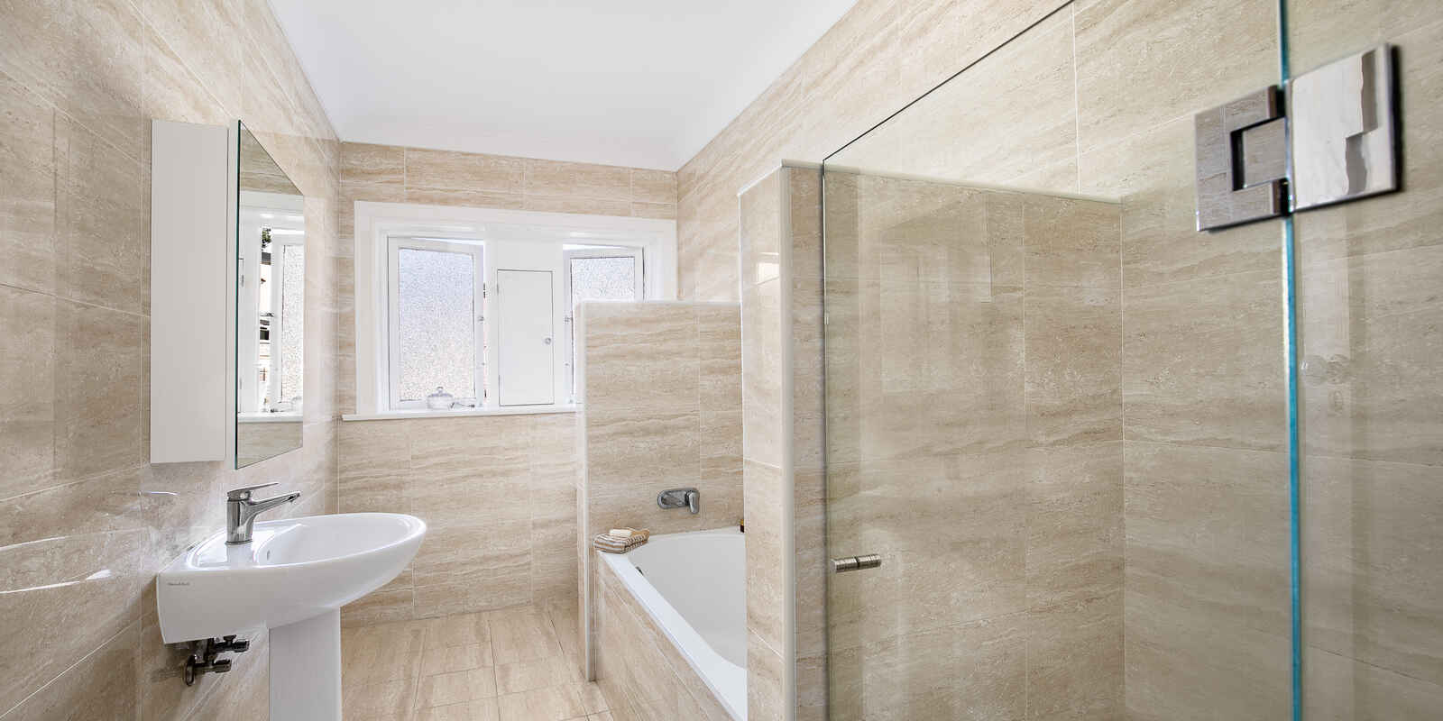 3/1 Aston Gardens Bellevue Hill