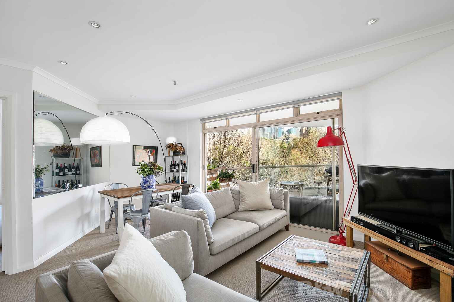 402/63 Crown Street Woolloomooloo