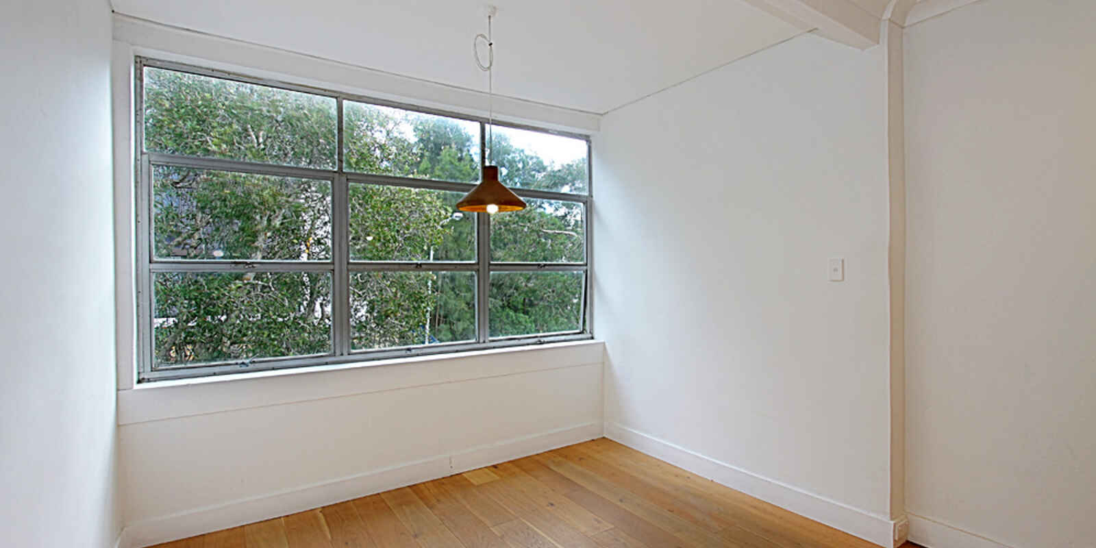 10/15 Wellington Street Bondi