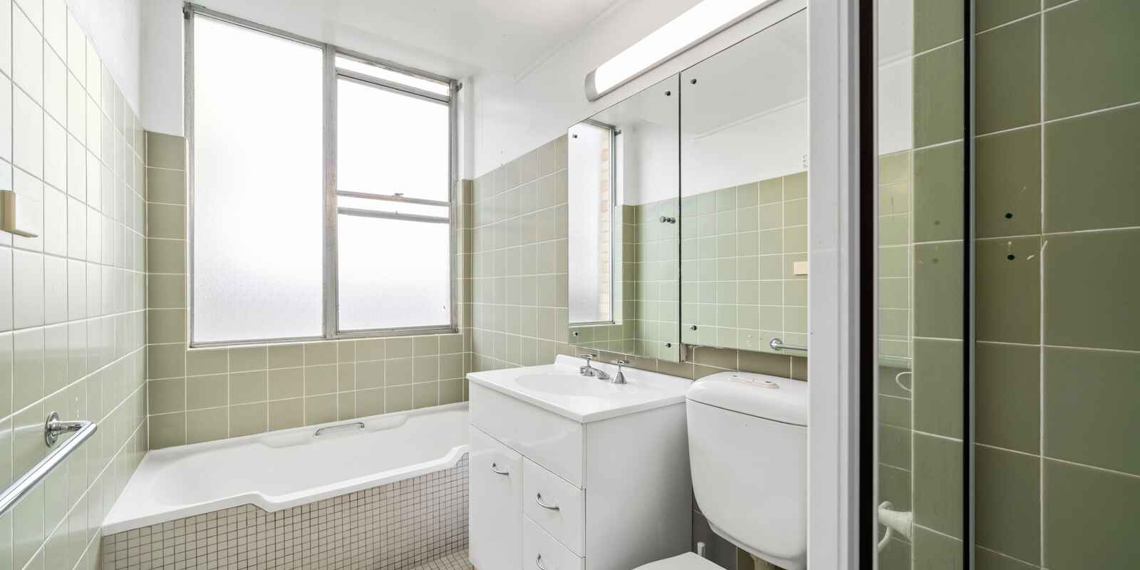 11/16-18 Eastbourne Road Darling Point