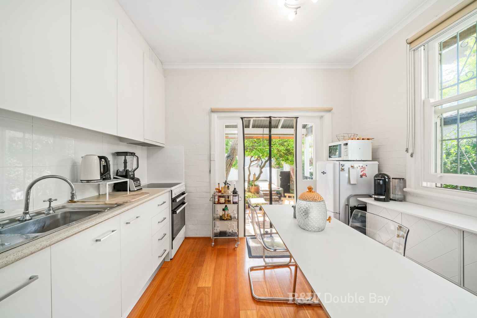 2/11 Tusculum Street Potts Point 2/11 Tusculum Street Potts Point