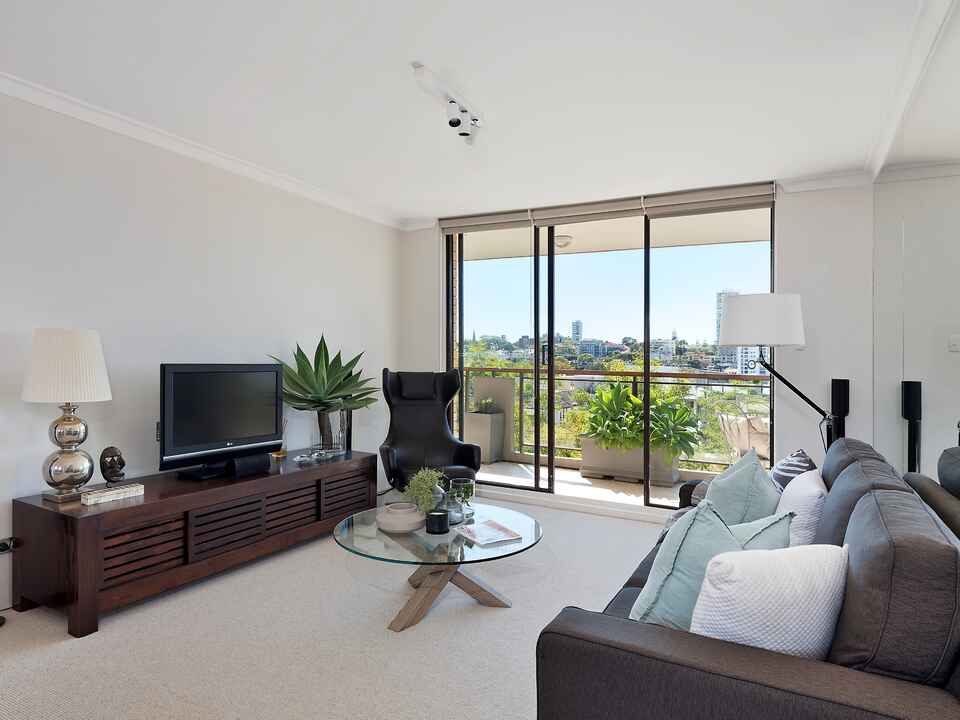 18/10-12 Clement Street Rushcutters Bay