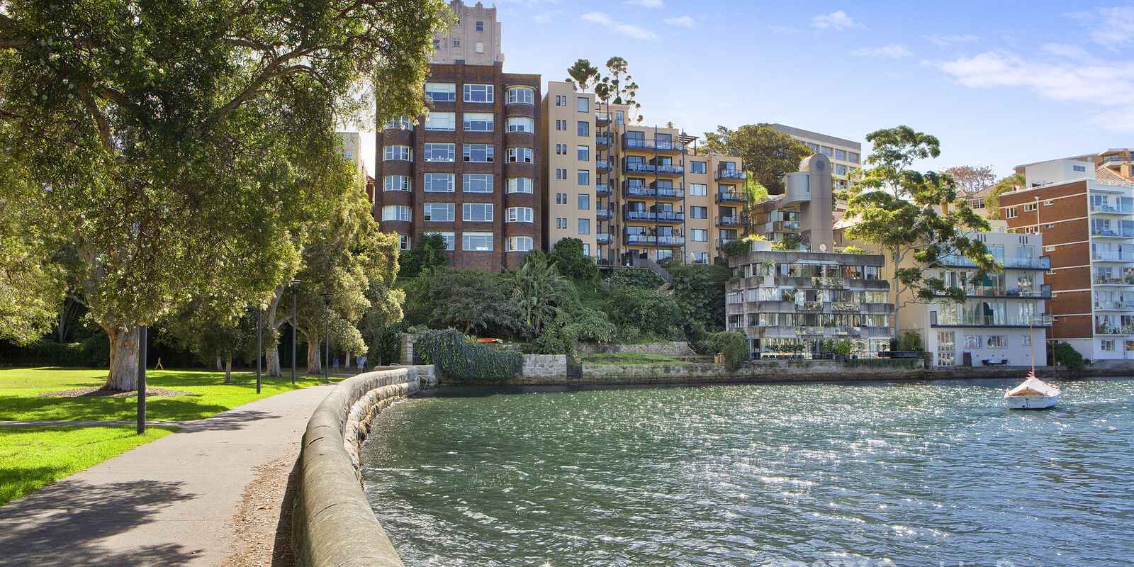 18/10-12 Clement Street Rushcutters Bay