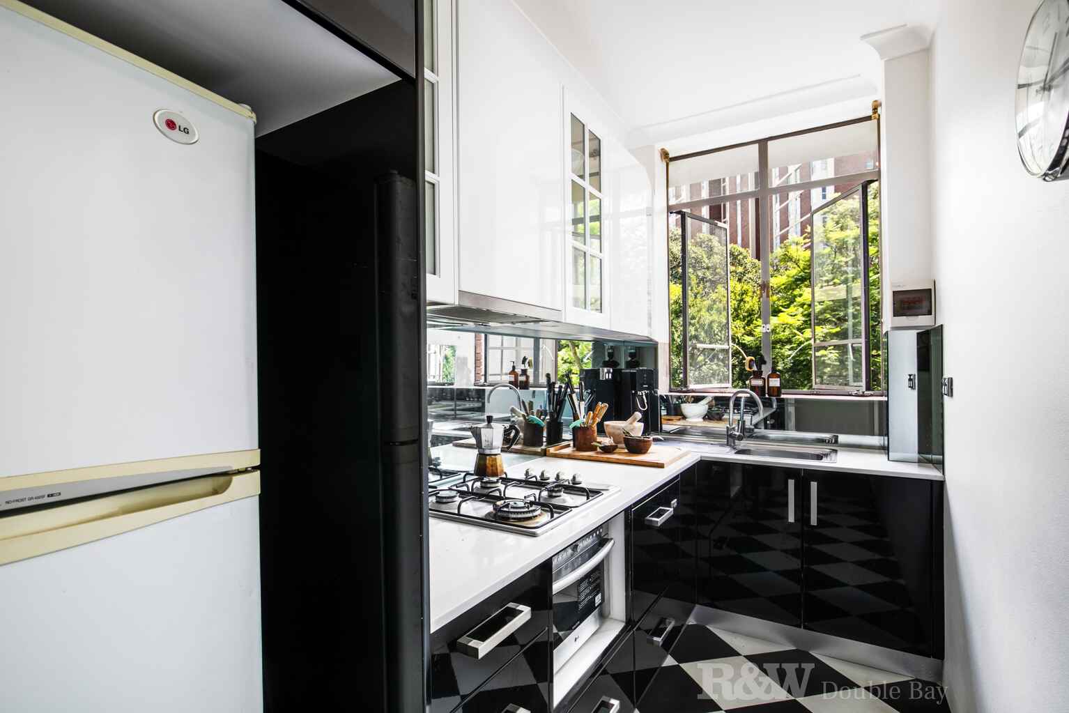 304/109 Darling Point Road Darling Point