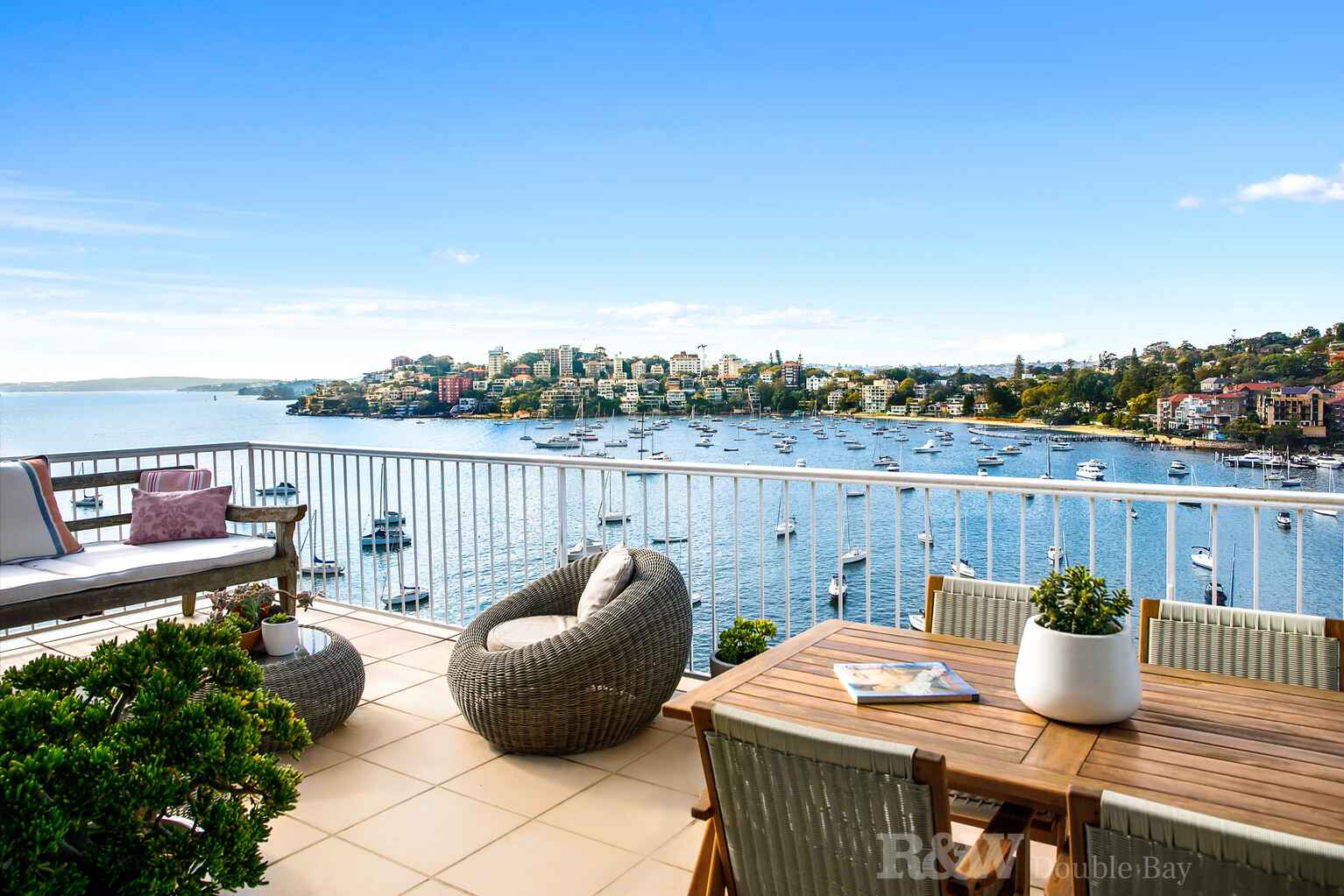 P2/35a Sutherland Crescent Darling Point