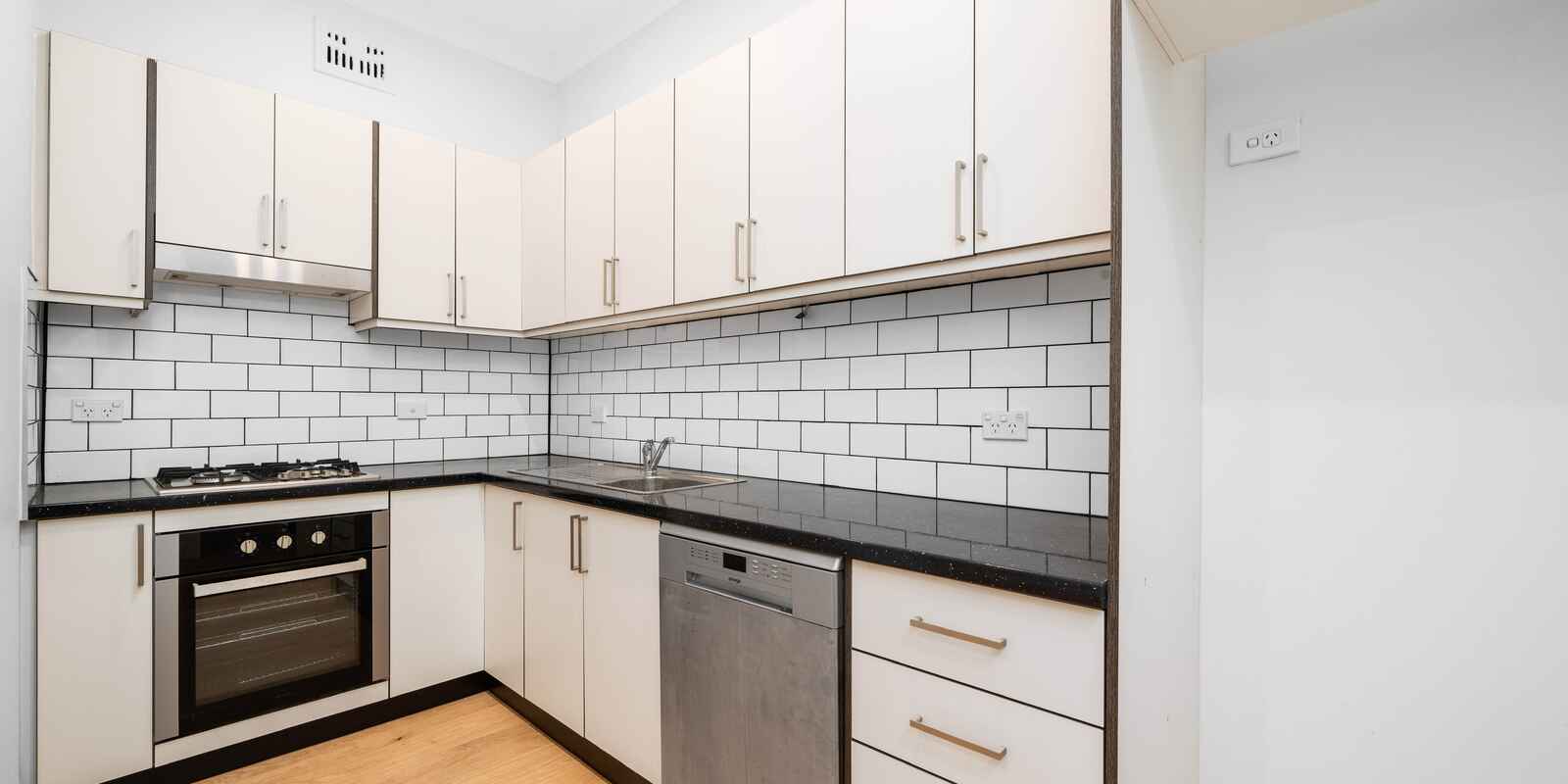 2/7 O'Brien Street Bondi Beach