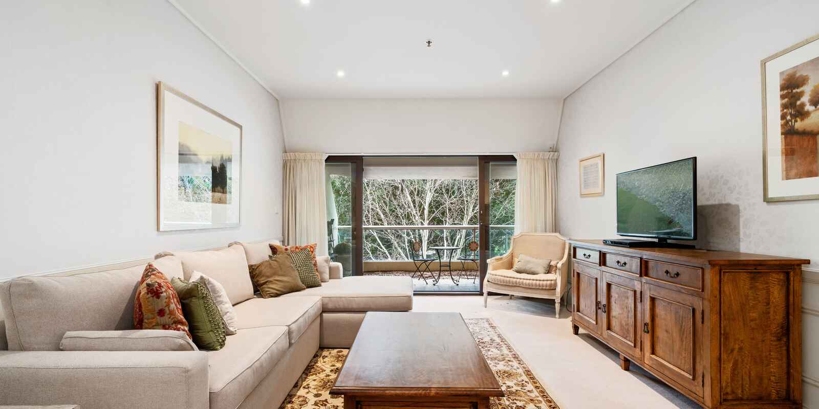 The Connaught 206/187 Liverpool Street Sydney