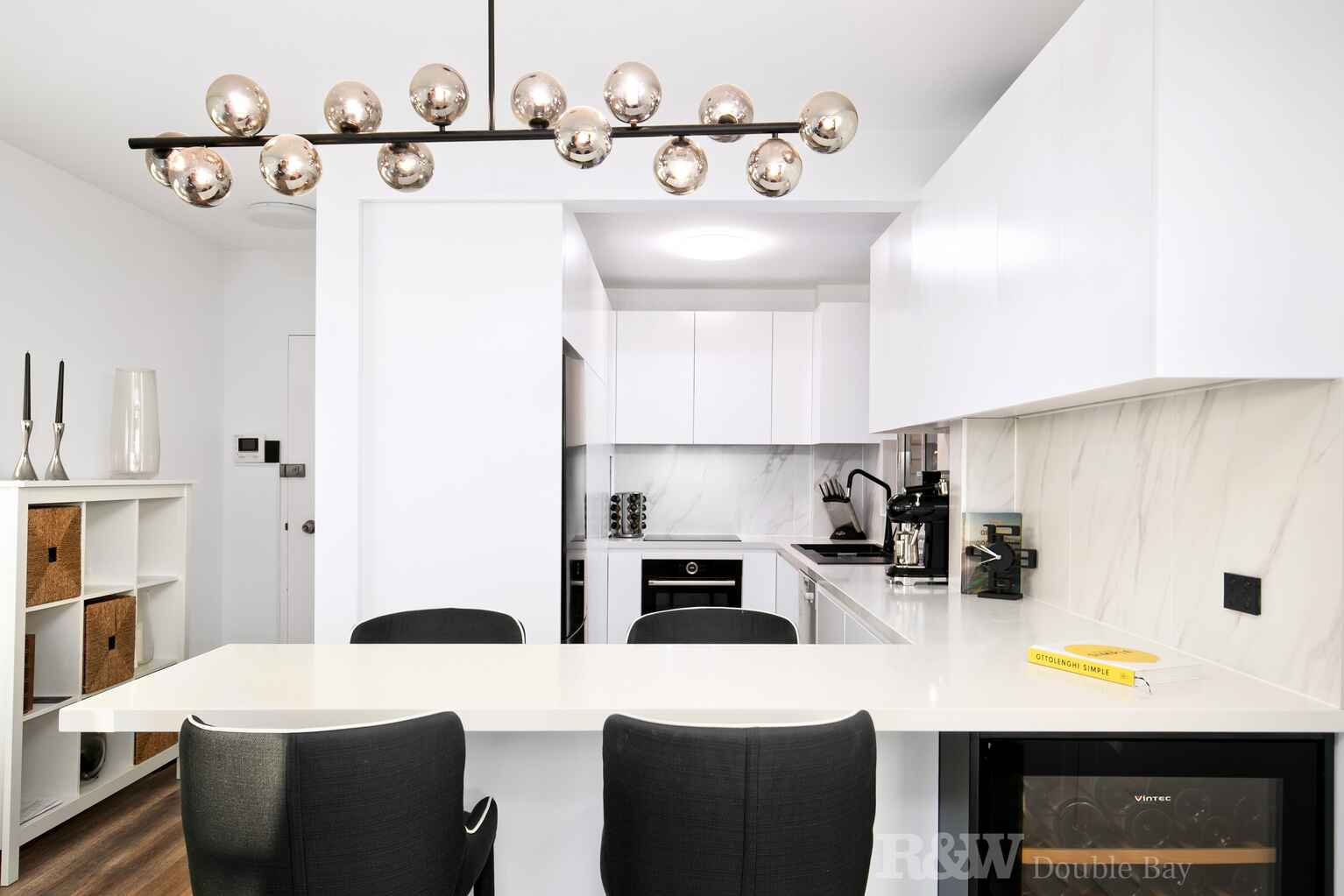 5/16-18 Eastbourne Road Darling Point