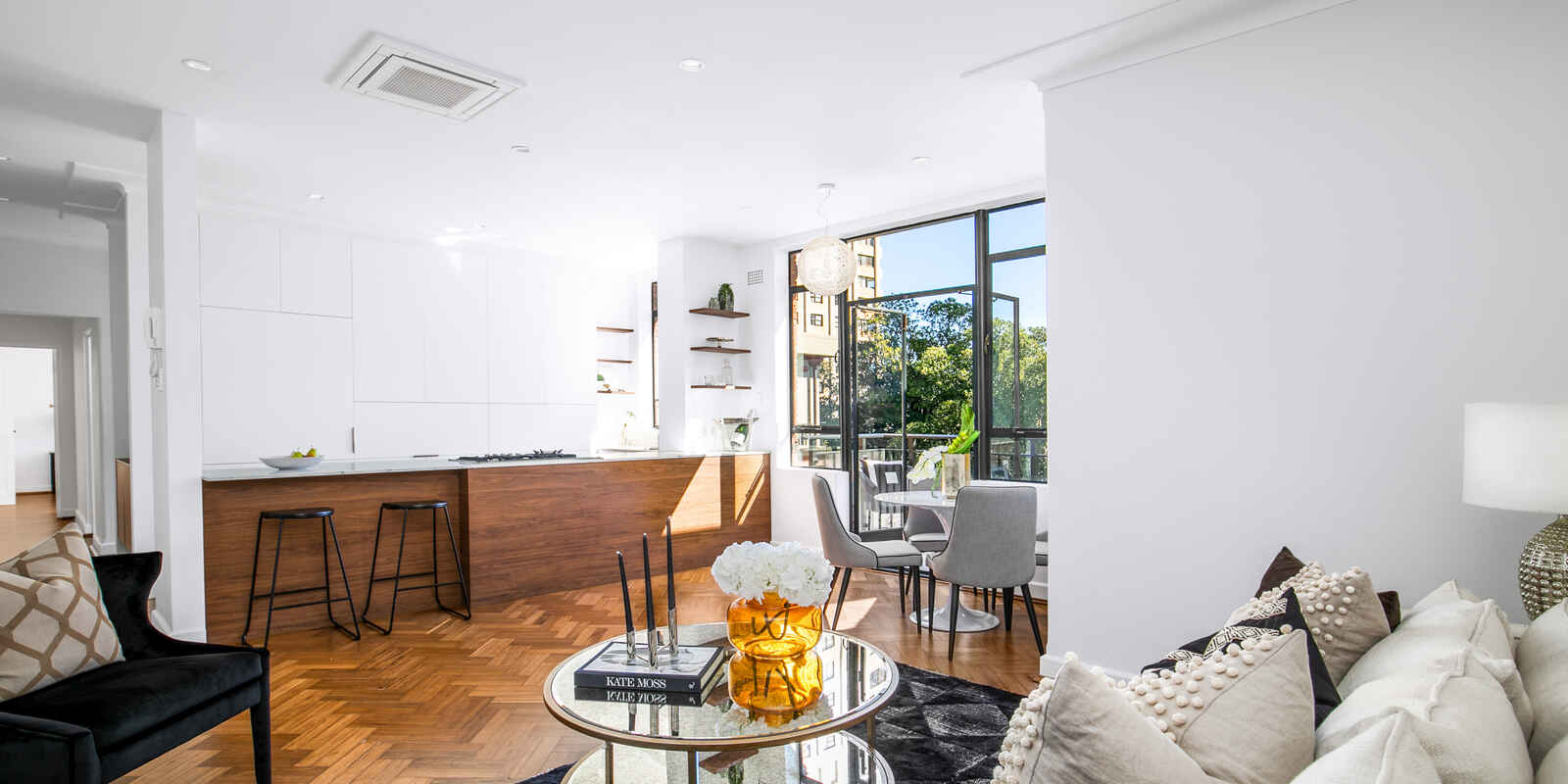 504/109 Darling Point Road Darling Point