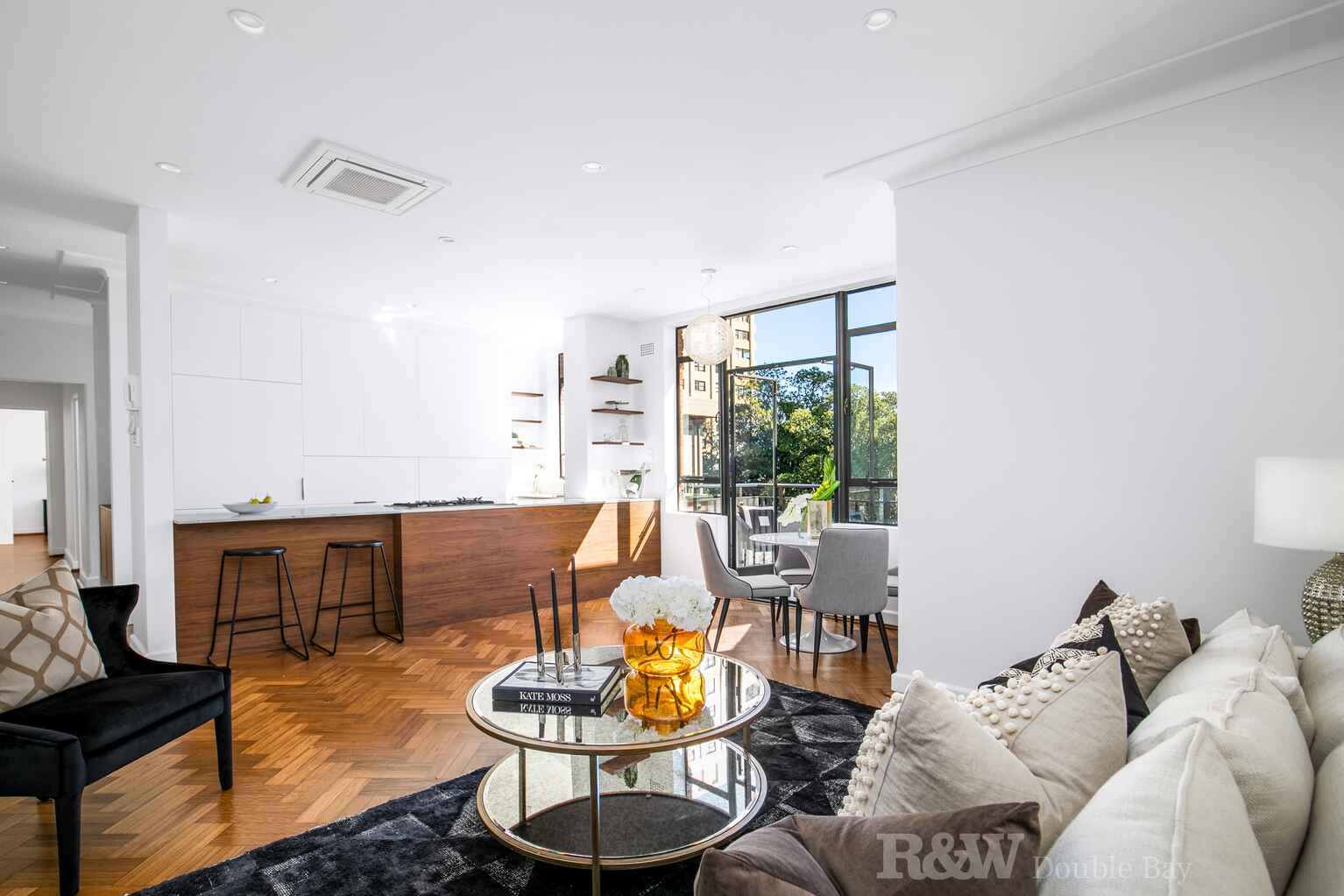 504/109 Darling Point Road Darling Point