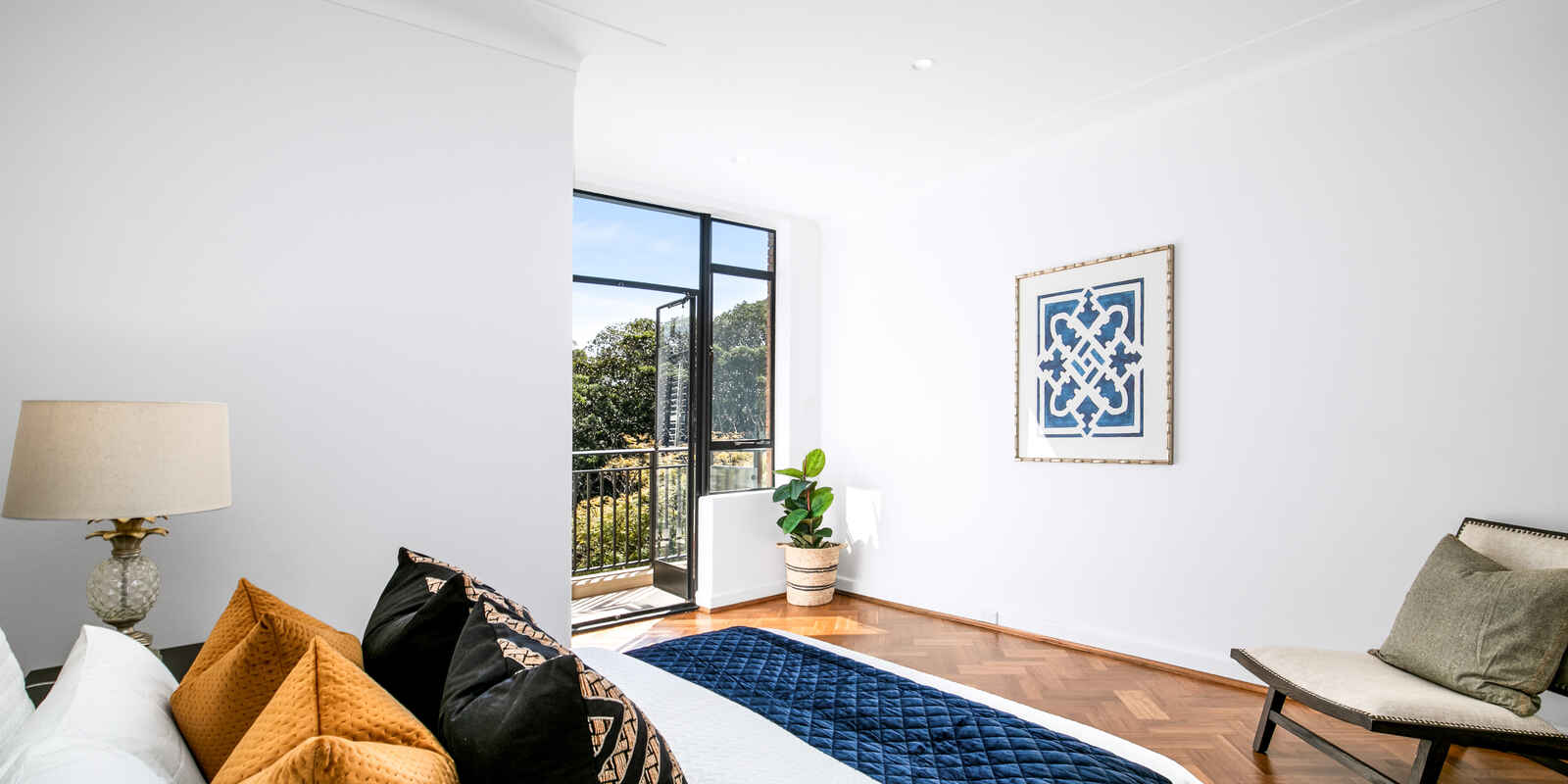 504/109 Darling Point Road Darling Point
