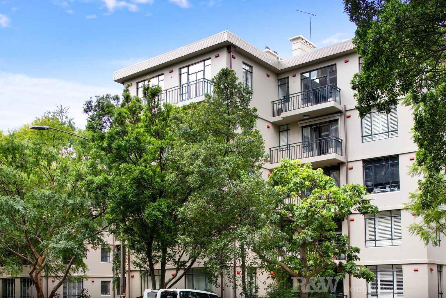 504/109 Darling Point Road Darling Point