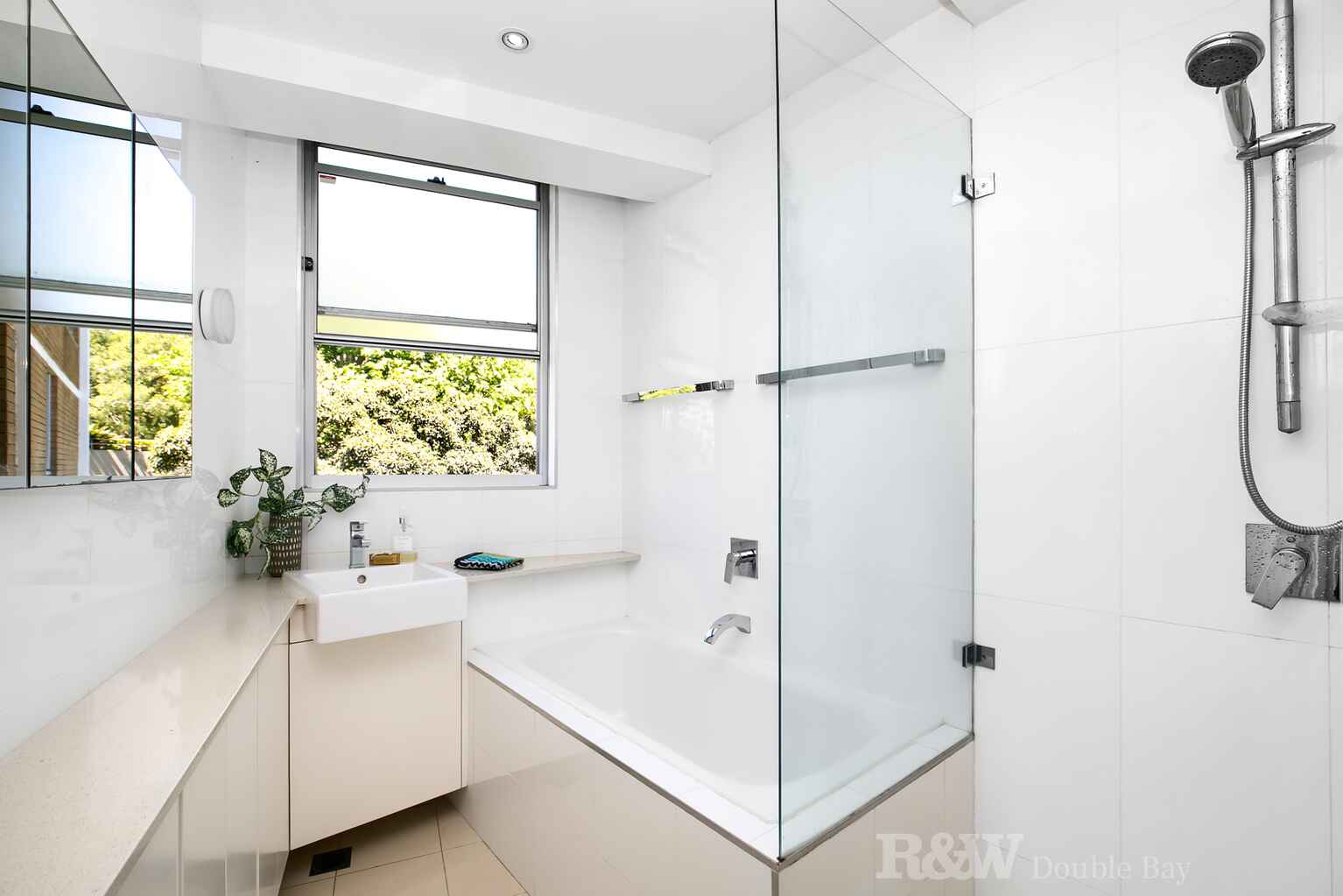 17/321 Edgecliff Road Woollahra