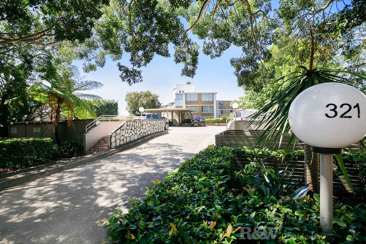 17/321 Edgecliff Road Woollahra