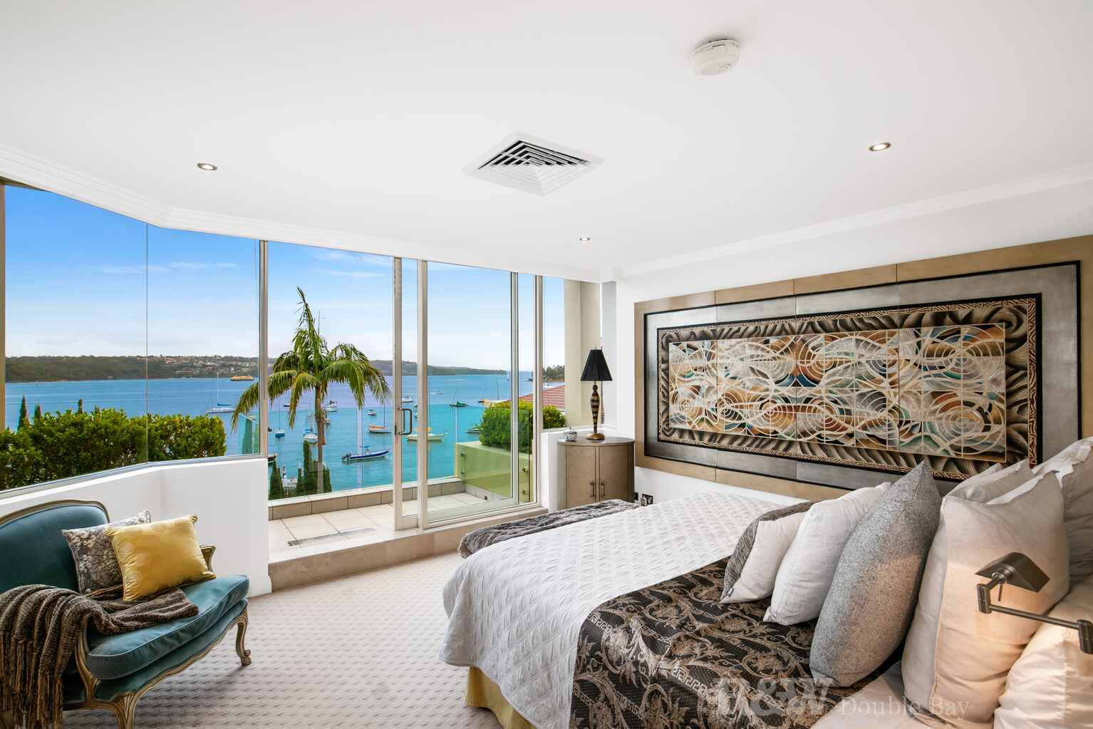 3/10 Longworth Avenue Point Piper