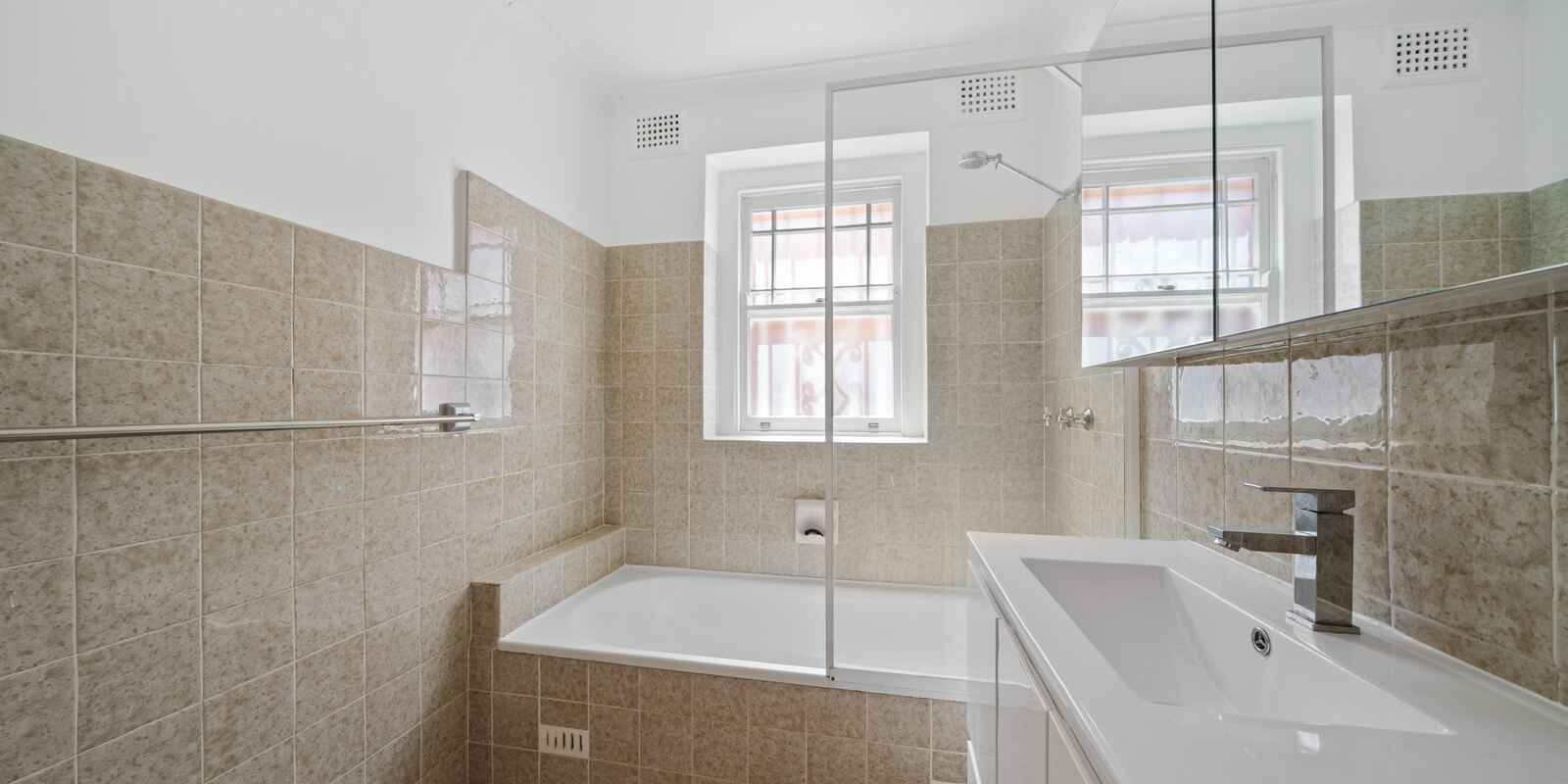 3/659  New South Head Road Rose Bay