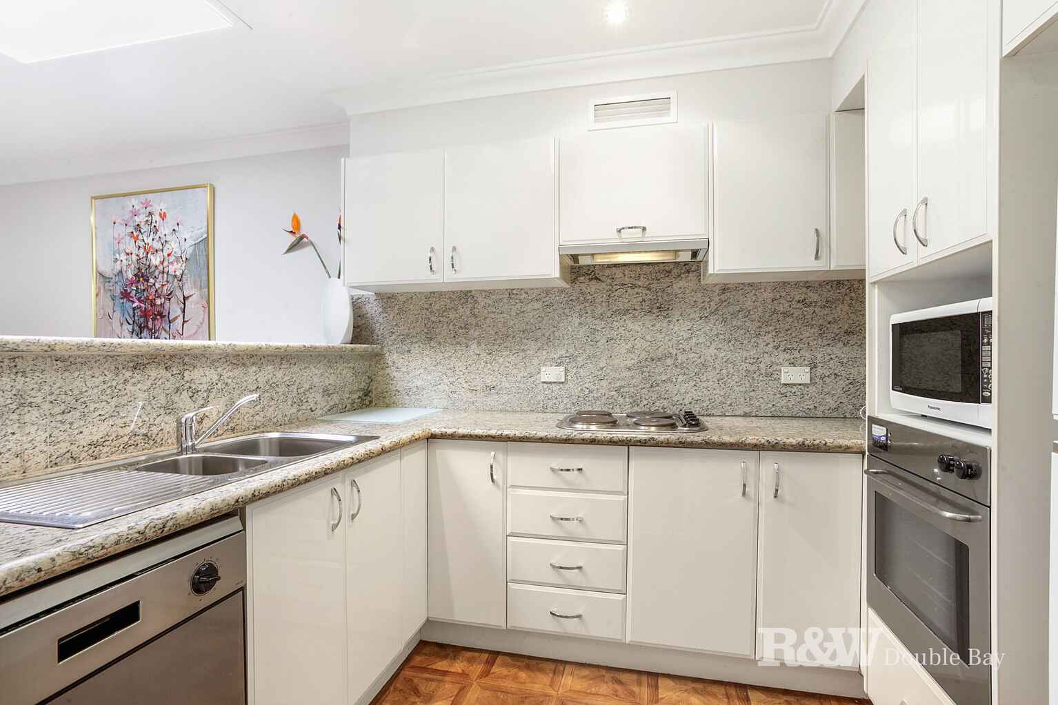 38/118 Wallis Street Woollahra