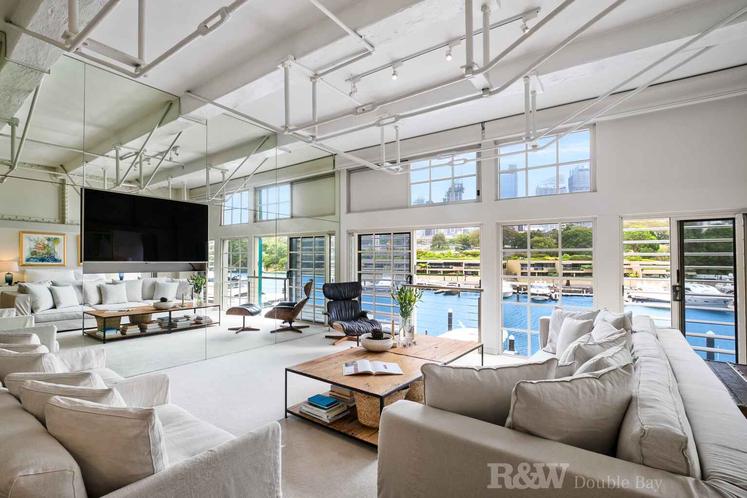 309/6 Cowper Wharf Road Woolloomooloo