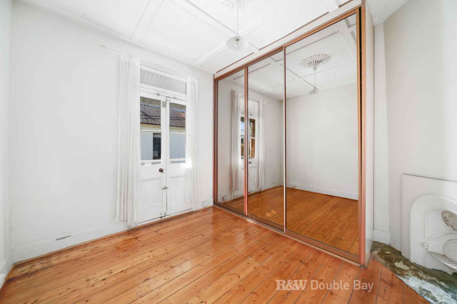 19 McGarvie Street Paddington