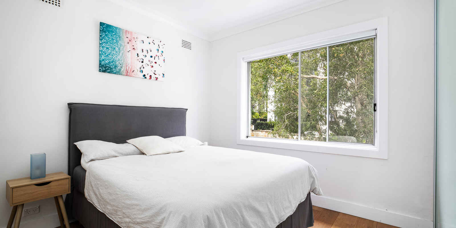 10/15 Wellington Street Bondi