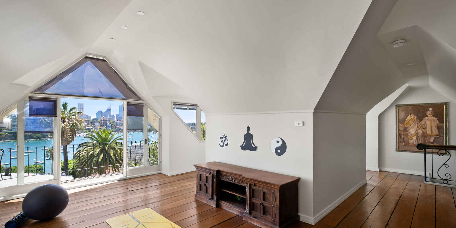 'Claremont' 1 Bennett Avenue Darling Point