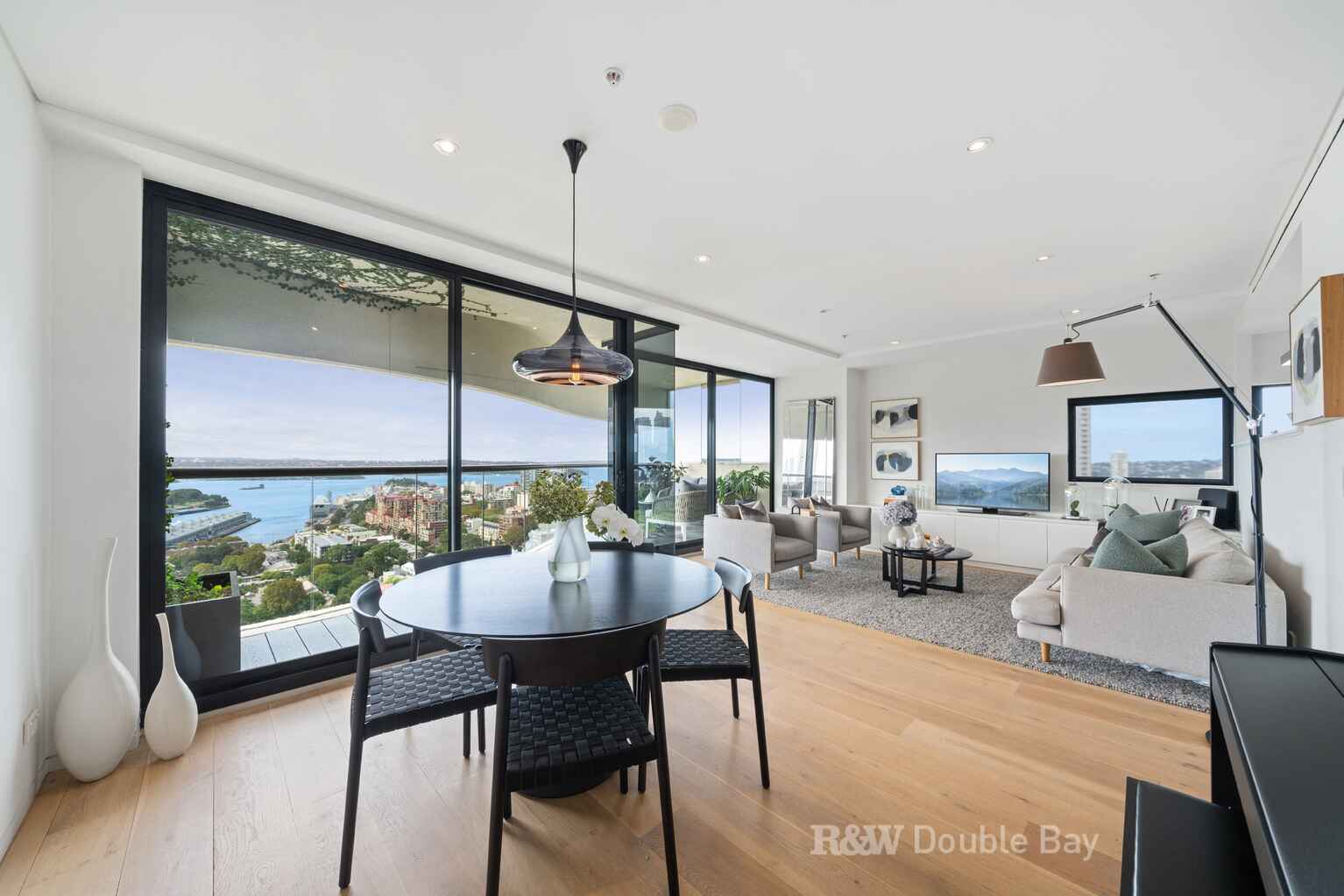 2304/184 Forbes Street Darlinghurst