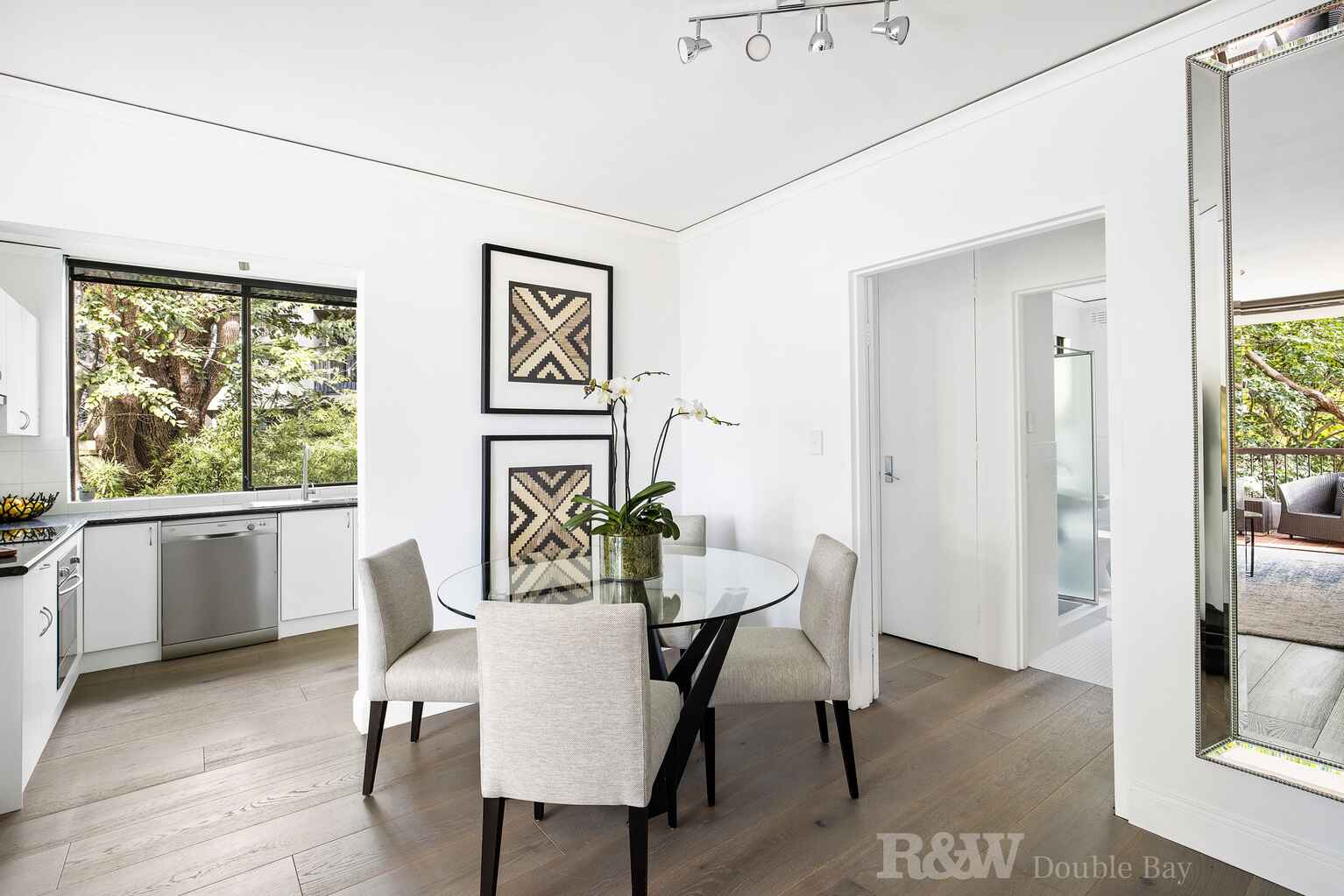 12/30 Benelong Crescent Bellevue Hill