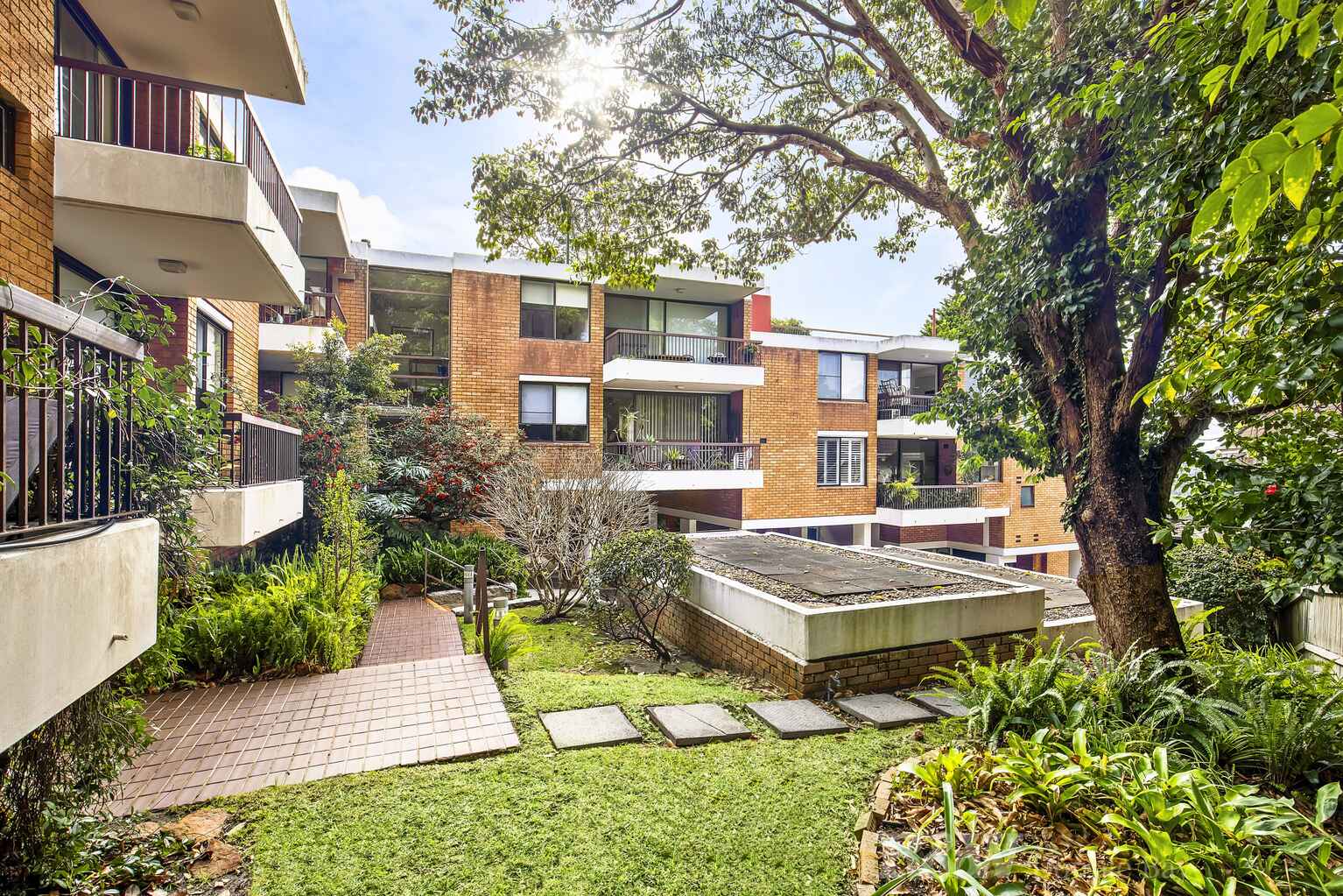 12/30 Benelong Crescent Bellevue Hill