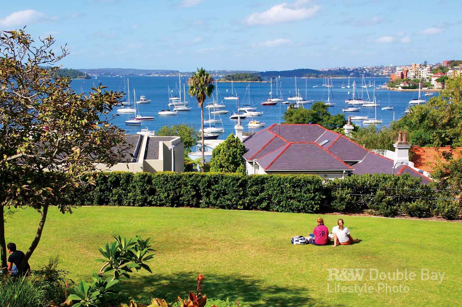 51/5-7 Esplanade  Elizabeth Bay