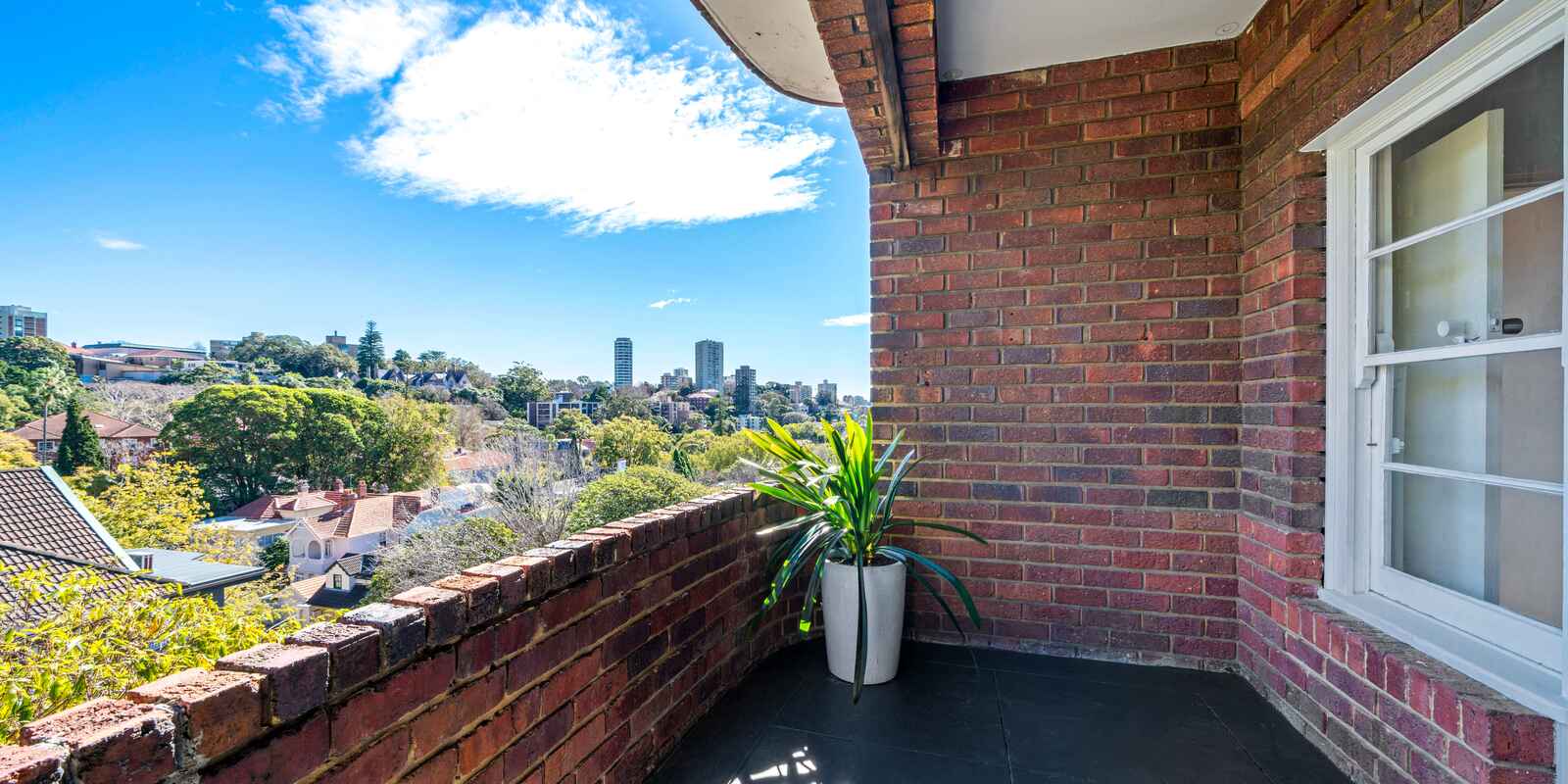 22/282 New South Head Road Double Bay