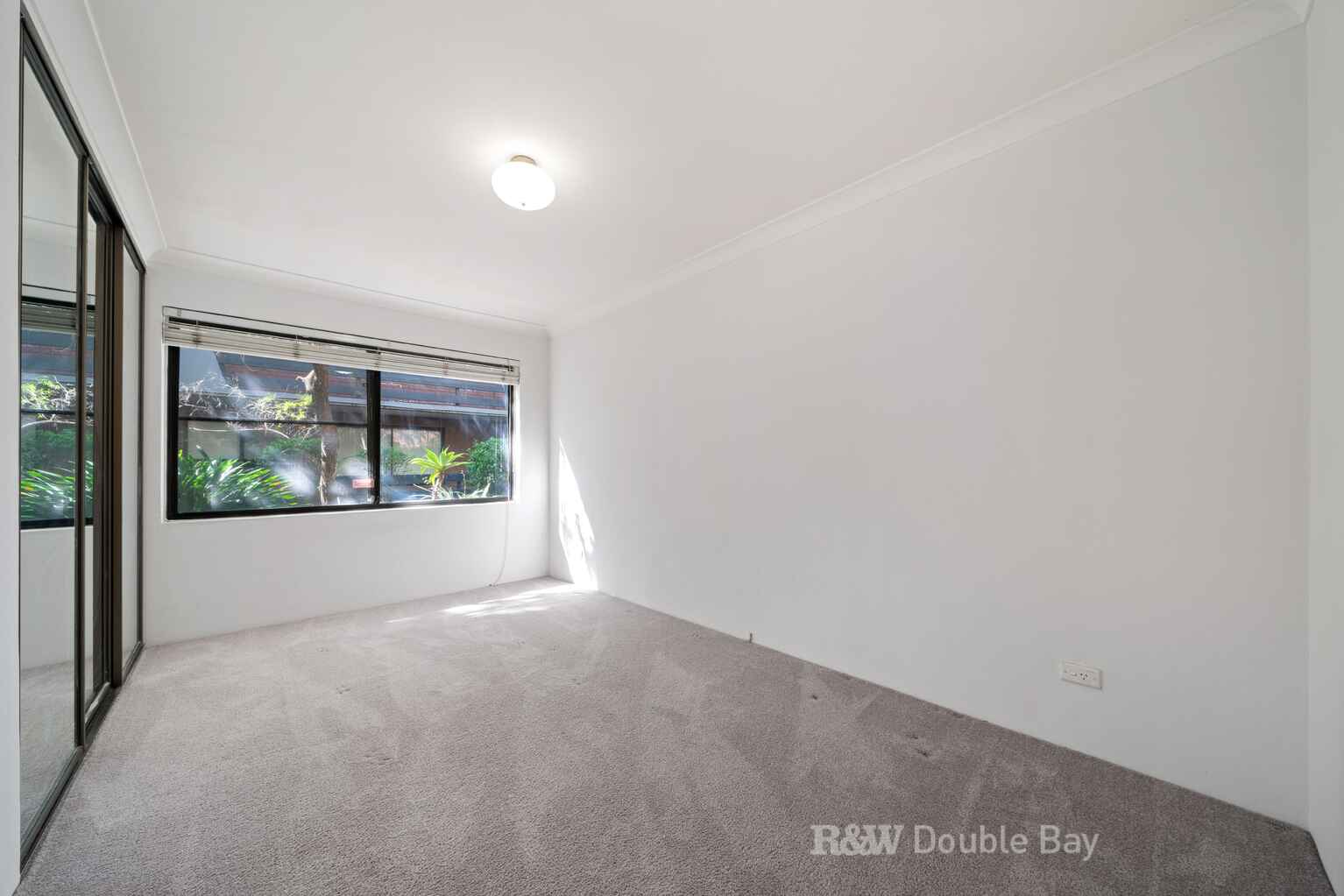 51/127 Cook Road Centennial Park