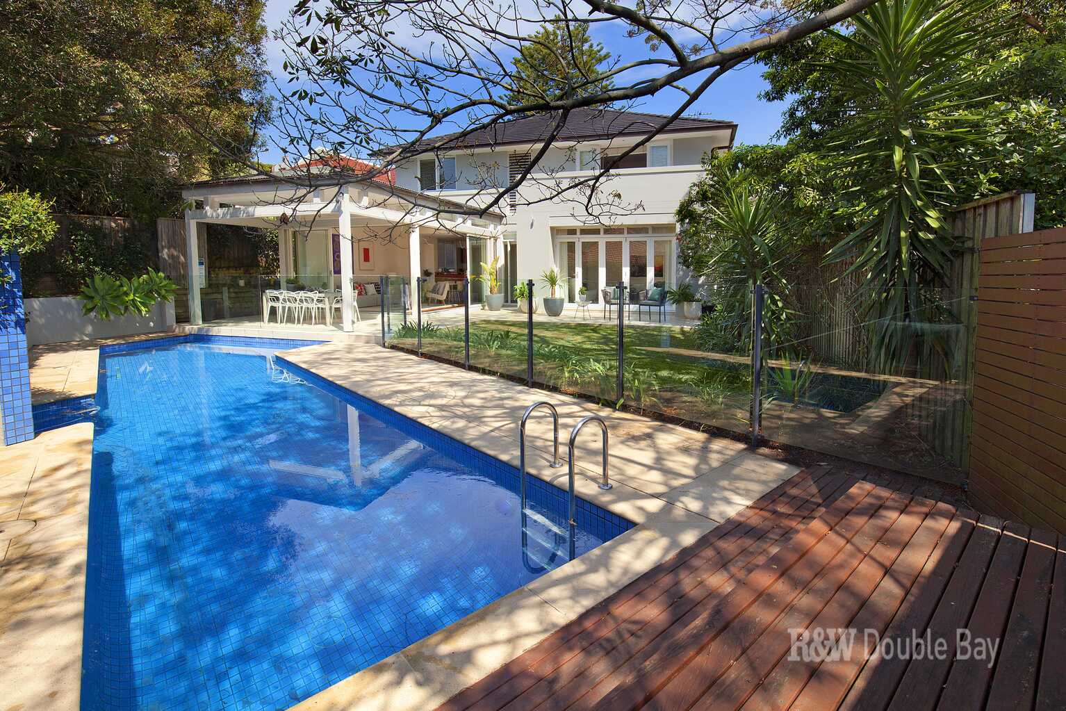 2 Latimer Road  Bellevue Hill