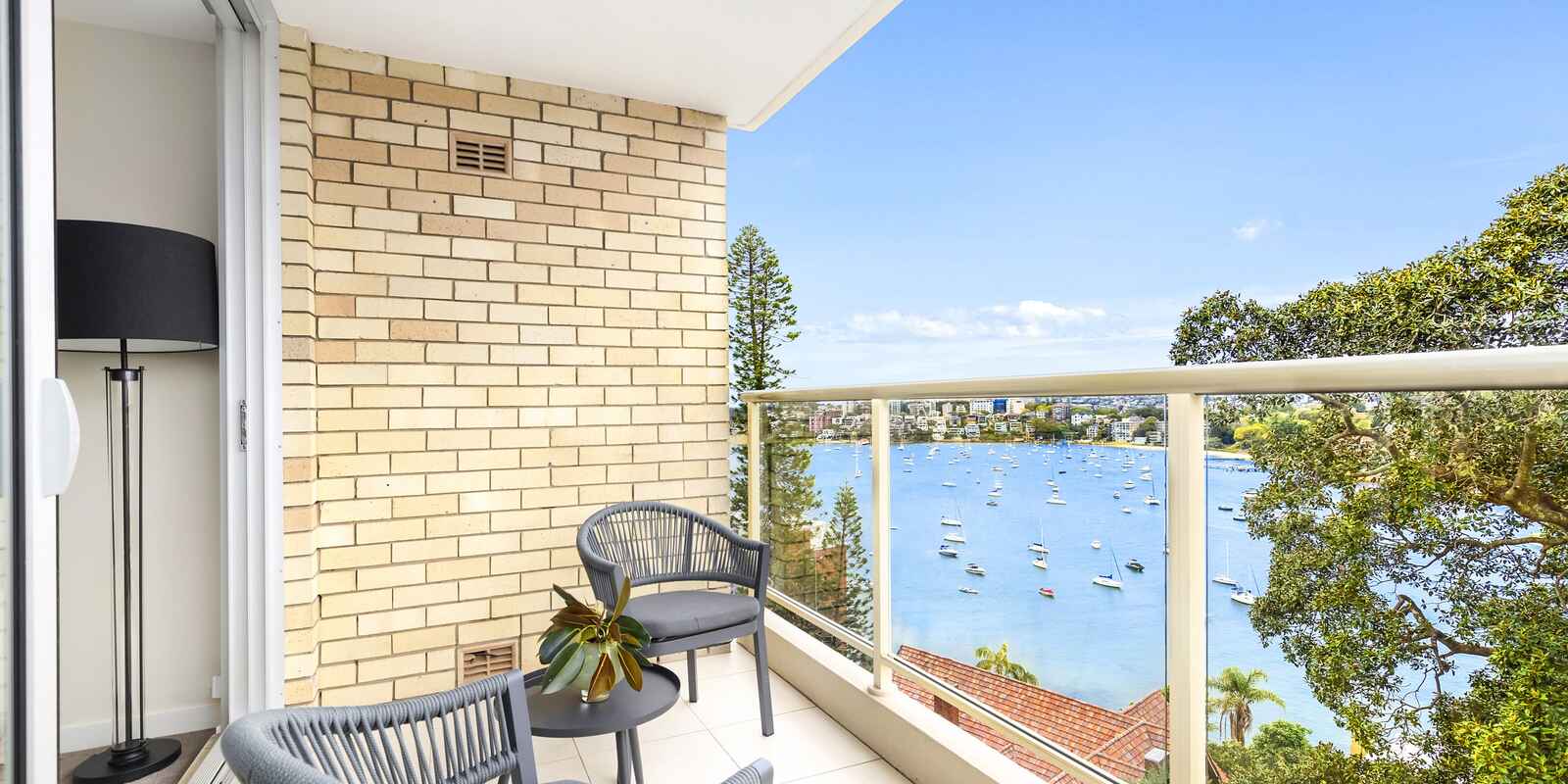 22/16-18 Eastbourne Road Darling Point