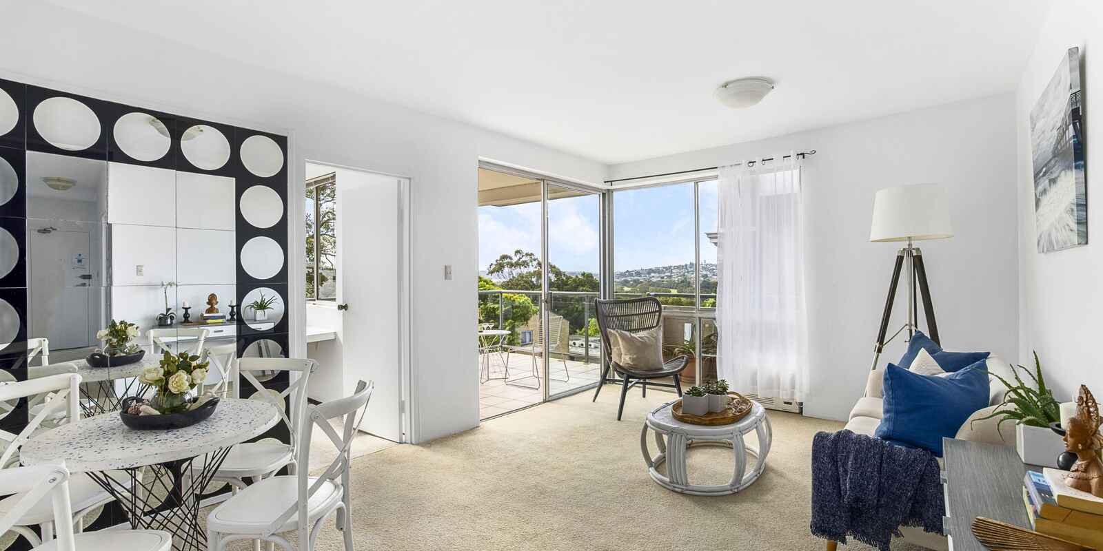 8/28 Simpson Street Bondi Beach