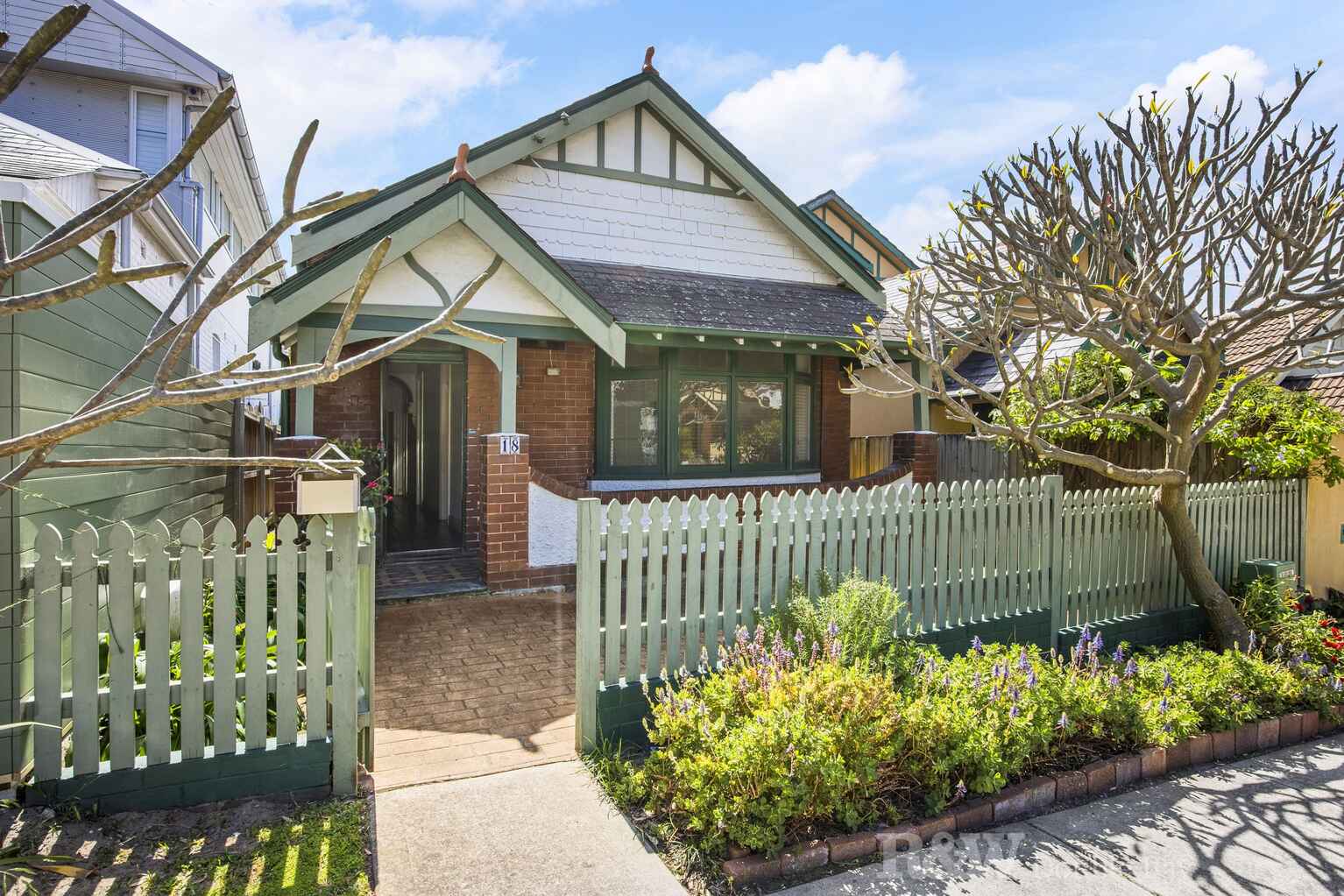 18 Rickard Avenue Bondi Beach 18 Rickard Avenue Bondi Beach