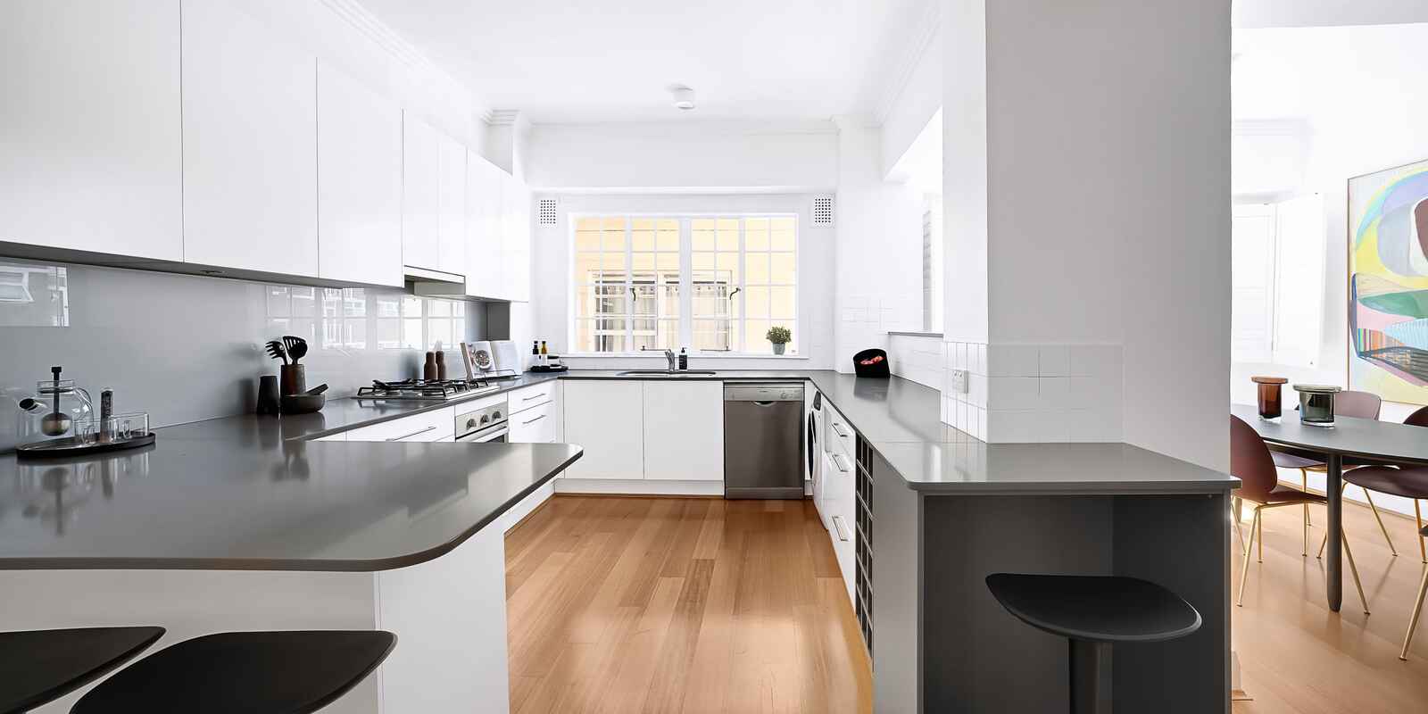 4/4 Ithaca Road Elizabeth Bay
