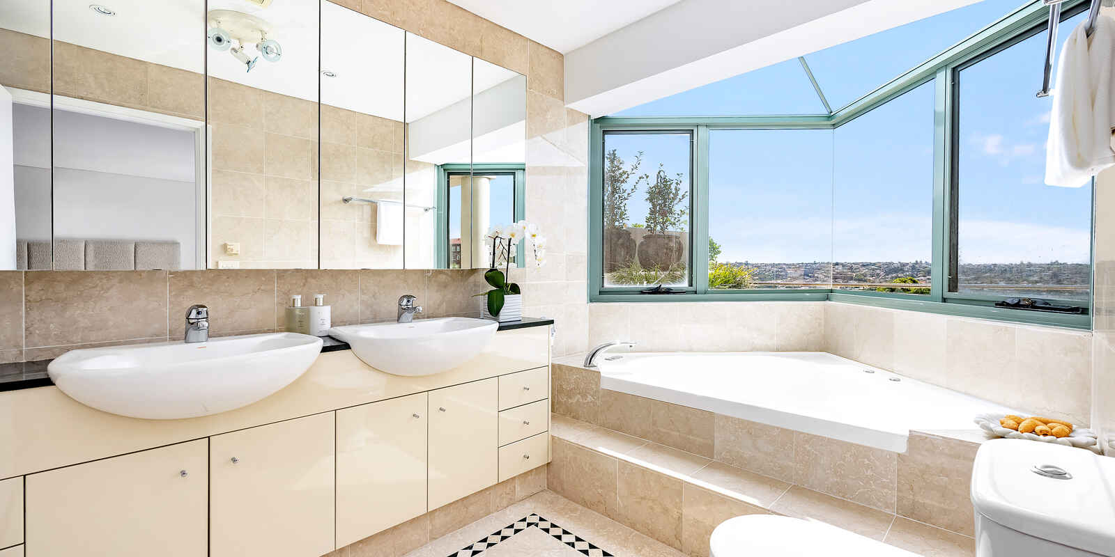 Penthouse 8/36-38   Benelong Crescent Bellevue Hill Penthouse 8/36-38   Benelong Crescent Bellevue Hill