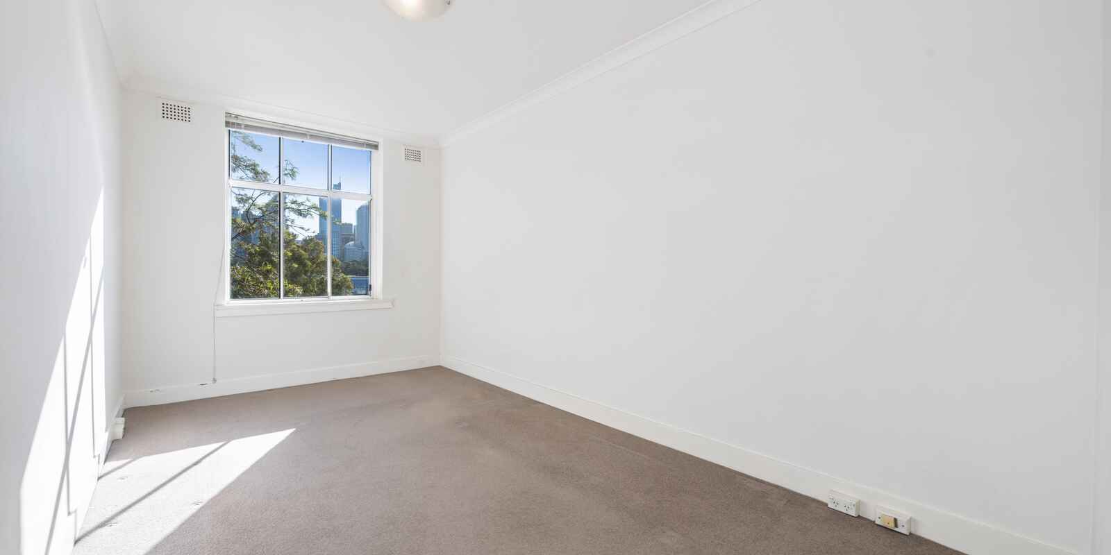 13/9 Wylde Street Potts Point
