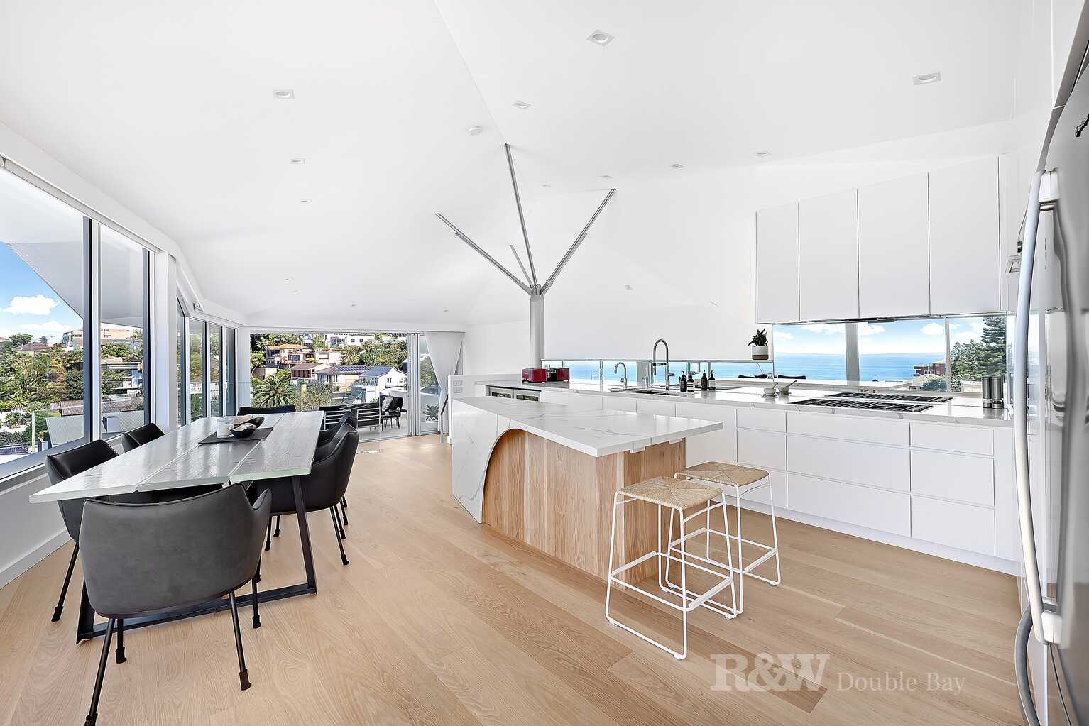 Wonderland Avenue Tamarama Wonderland Avenue Tamarama