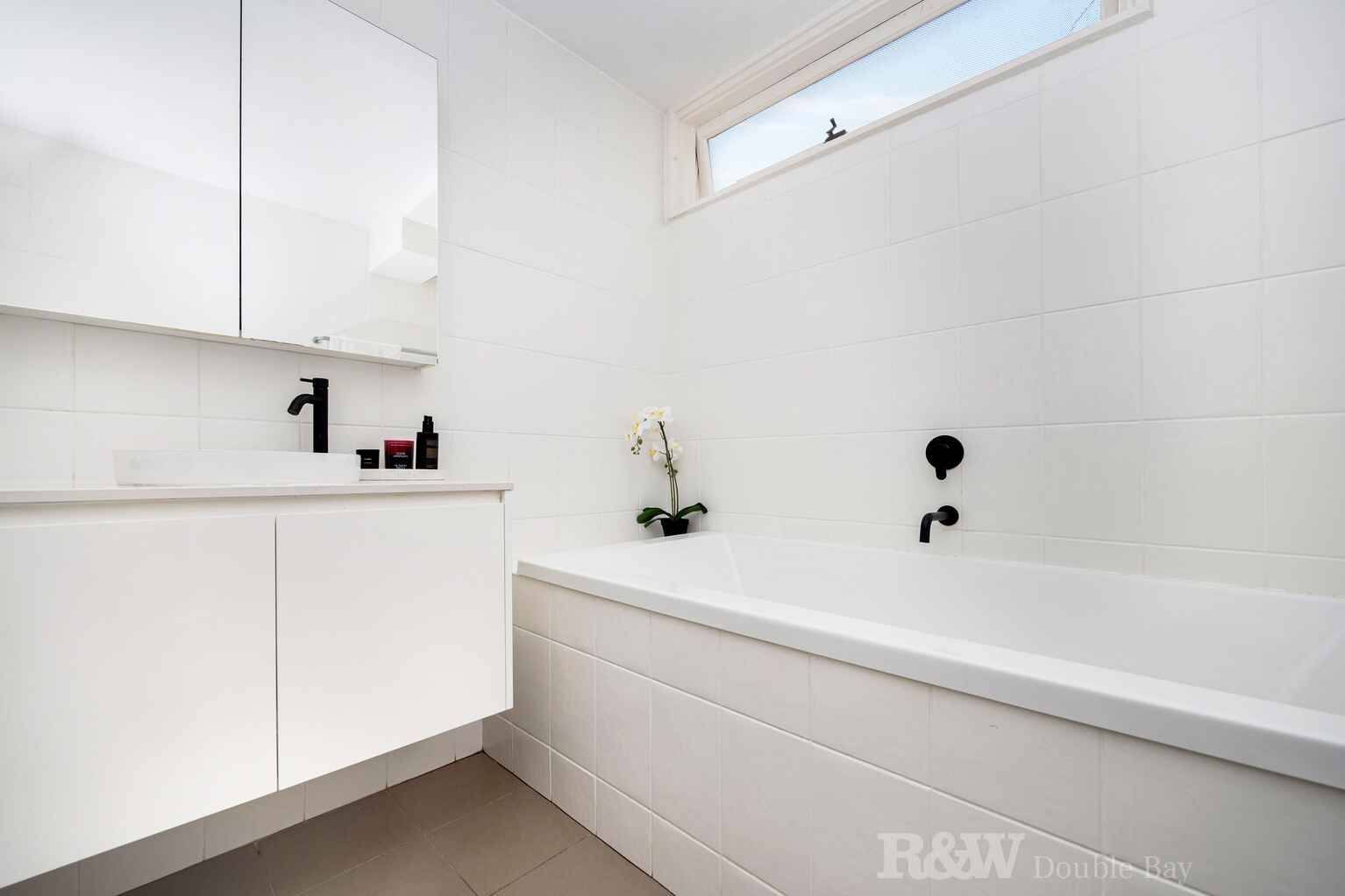 15/52 Darling Point Road Darling Point