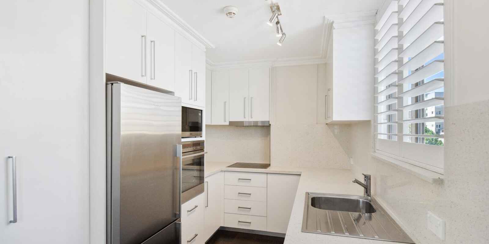 1605/73 Victoria Street  Potts Point  1605/73 Victoria Street  Potts Point