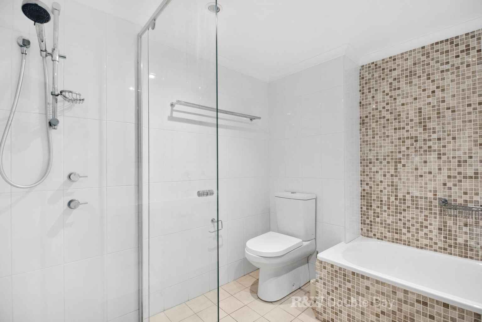  1605/73 Victoria Street  Potts Point