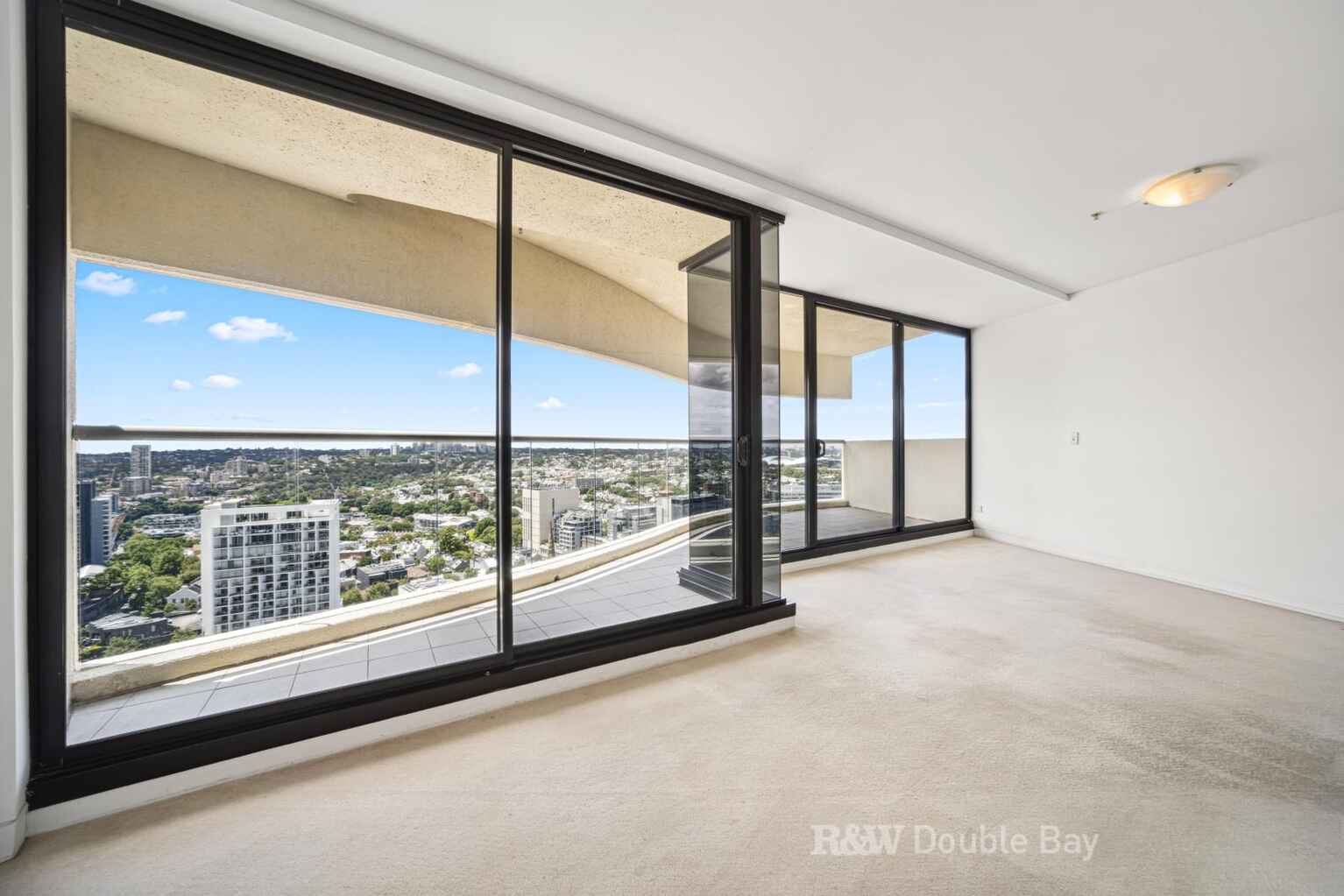 2705/184 Forbes Street Darlinghurst 2705/184 Forbes Street Darlinghurst