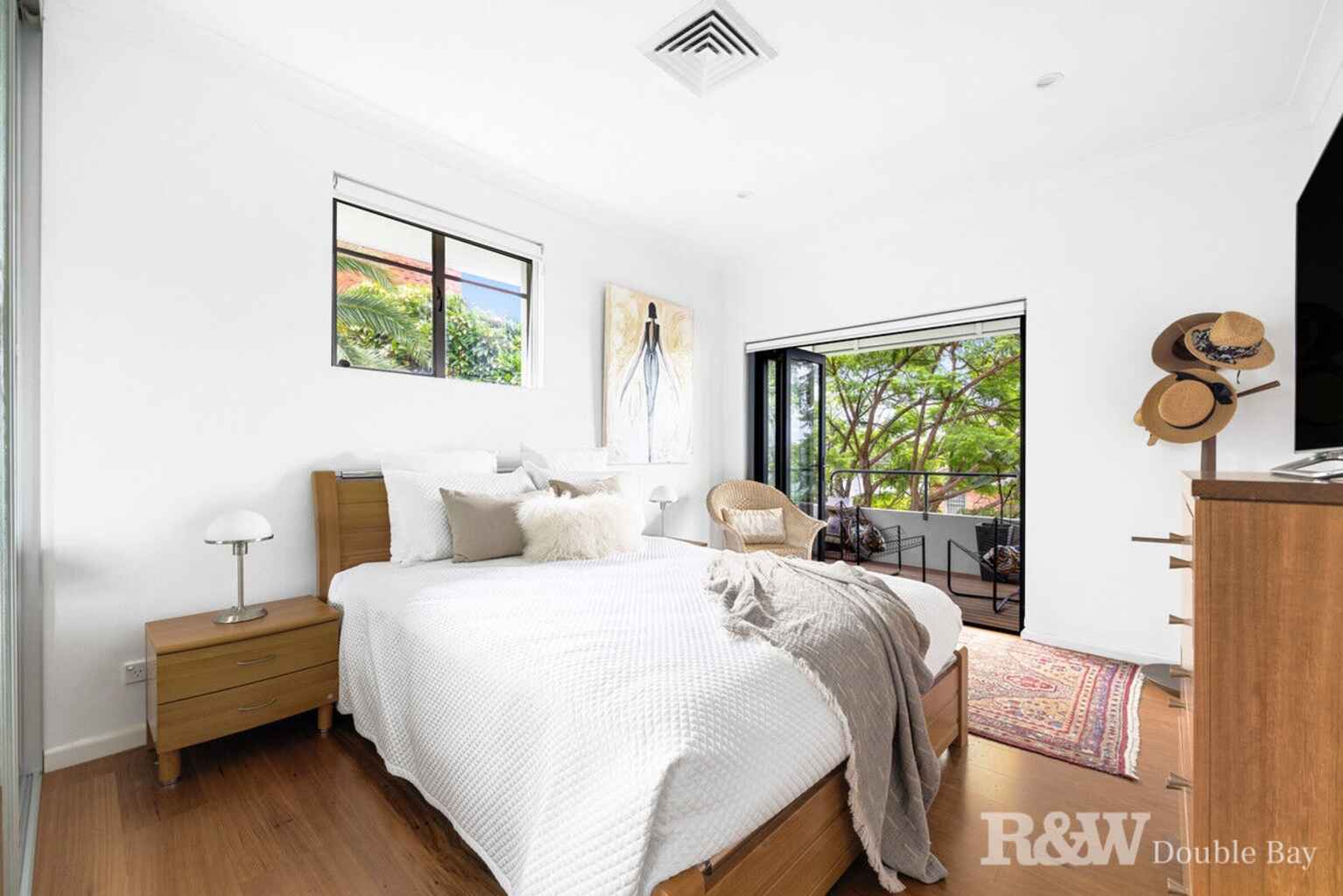 4/7 Annandale Street Darling Point