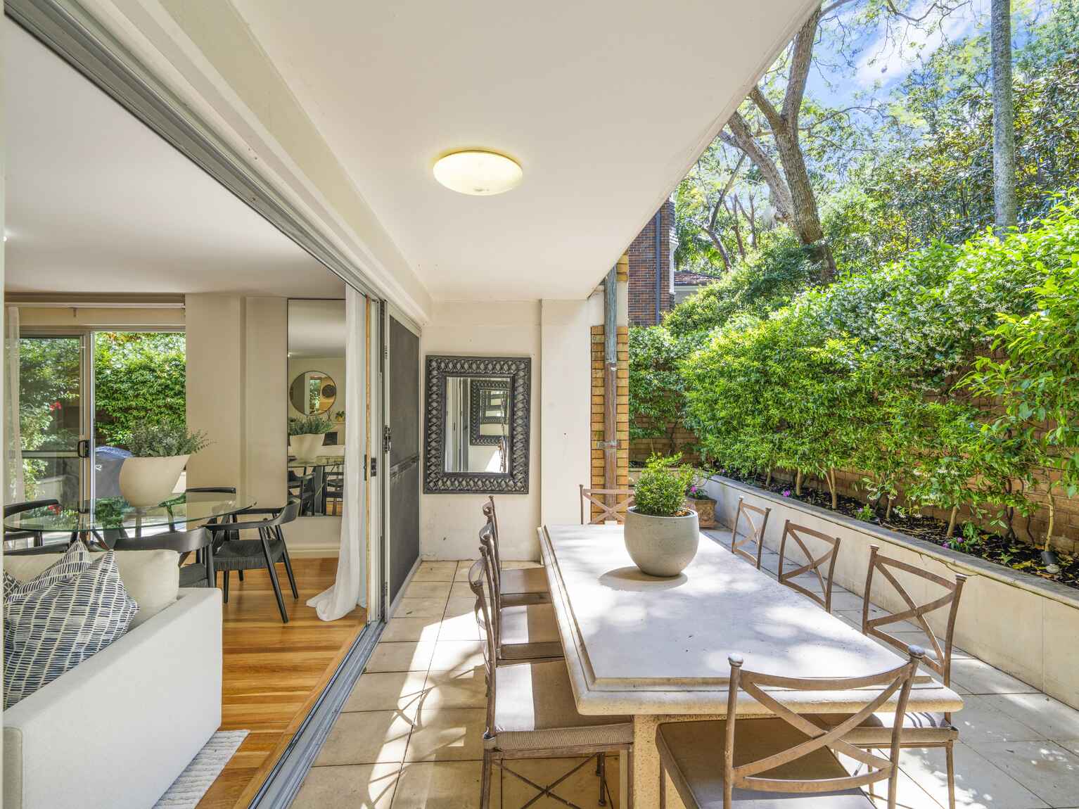 Denholm 5/54 Darling Point Road  Darling Point