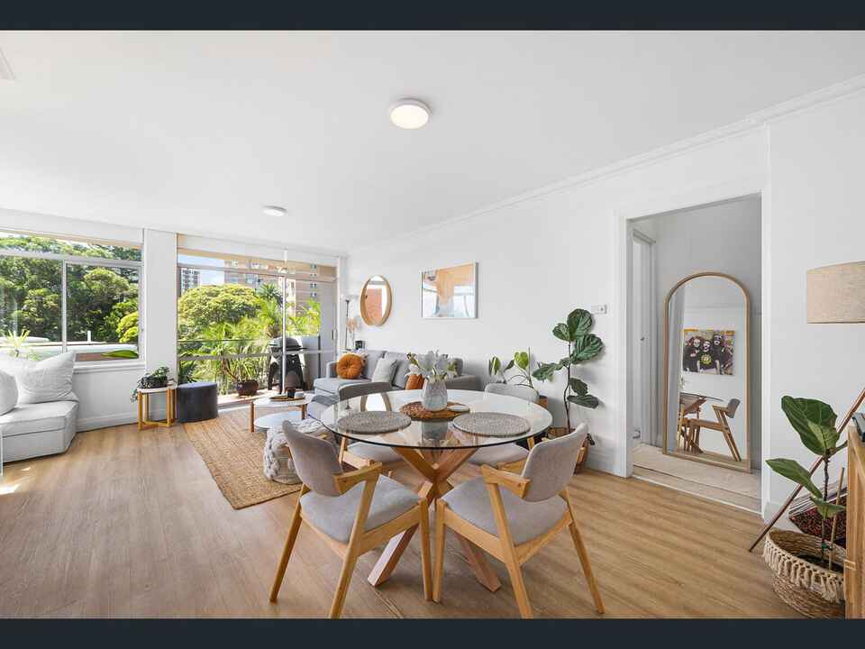 17/50 Darling Point Road  Darling Point