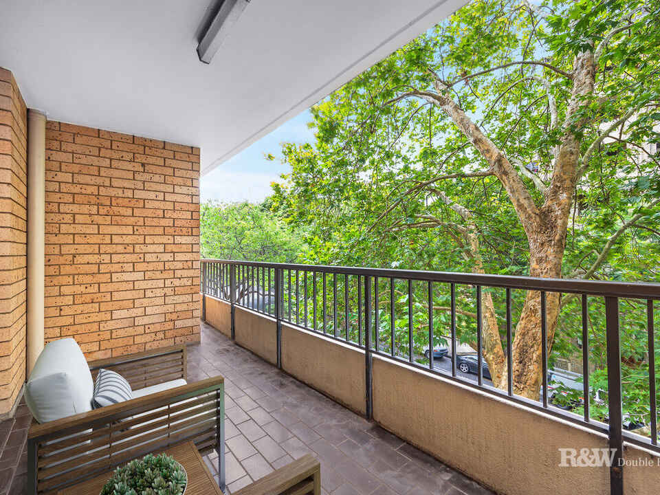 6/29-35 Roslyn Gardens Elizabeth Bay